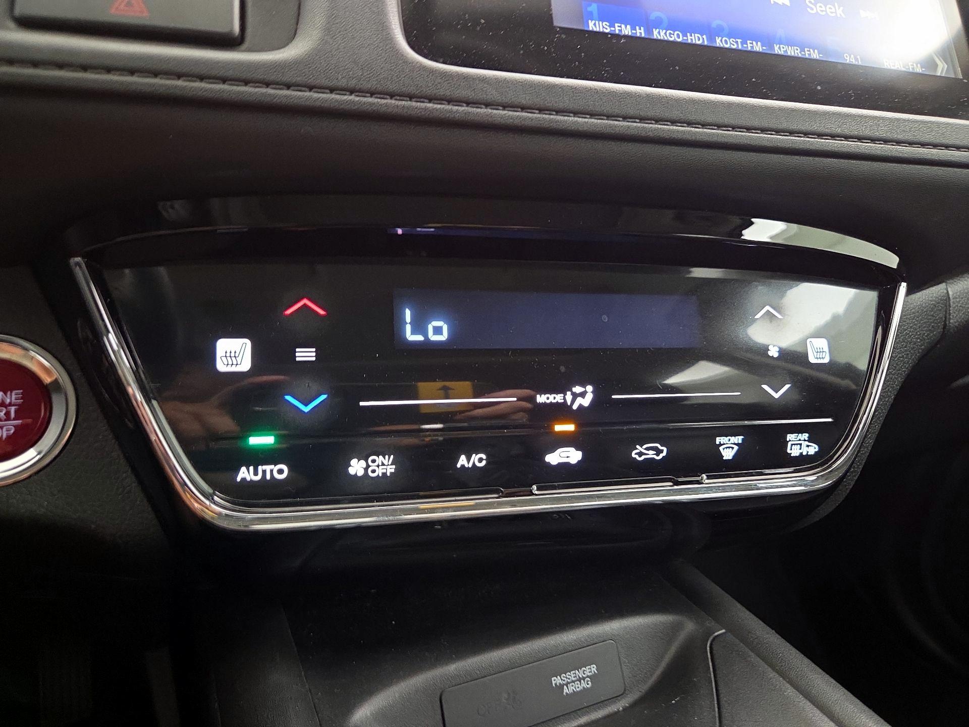 Thumbnail: 2016 Honda HR-V - 16