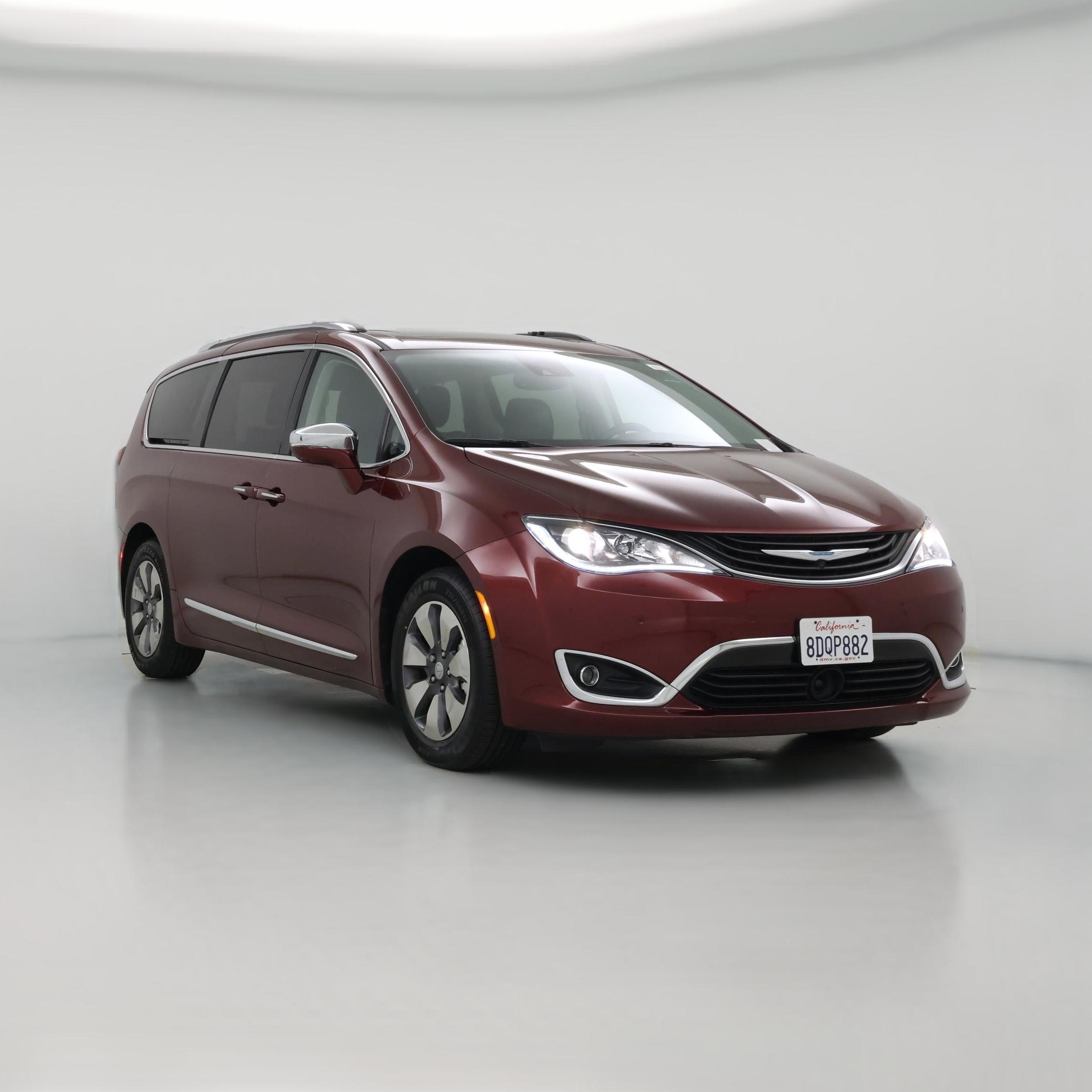 Thumbnail: 2018 Chrysler Pacifica - 1