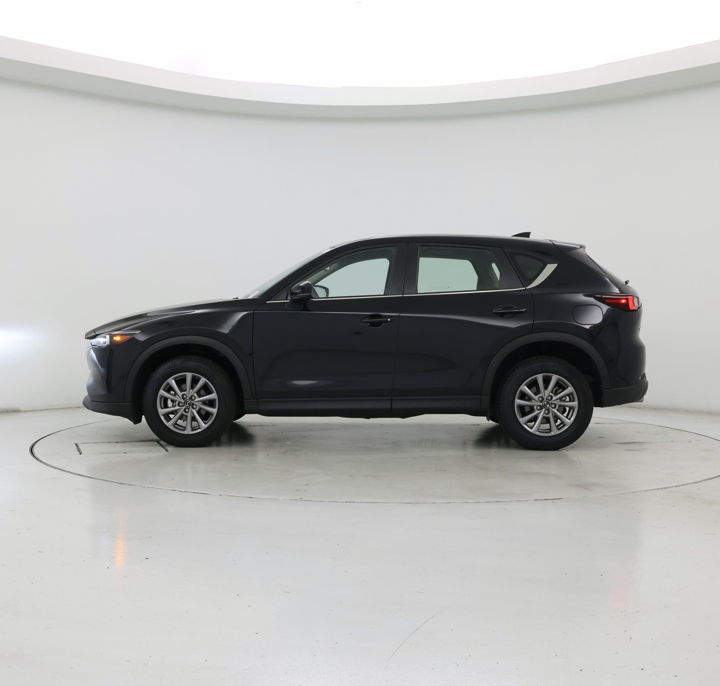 Thumbnail: 2023 Mazda CX-5 - 3