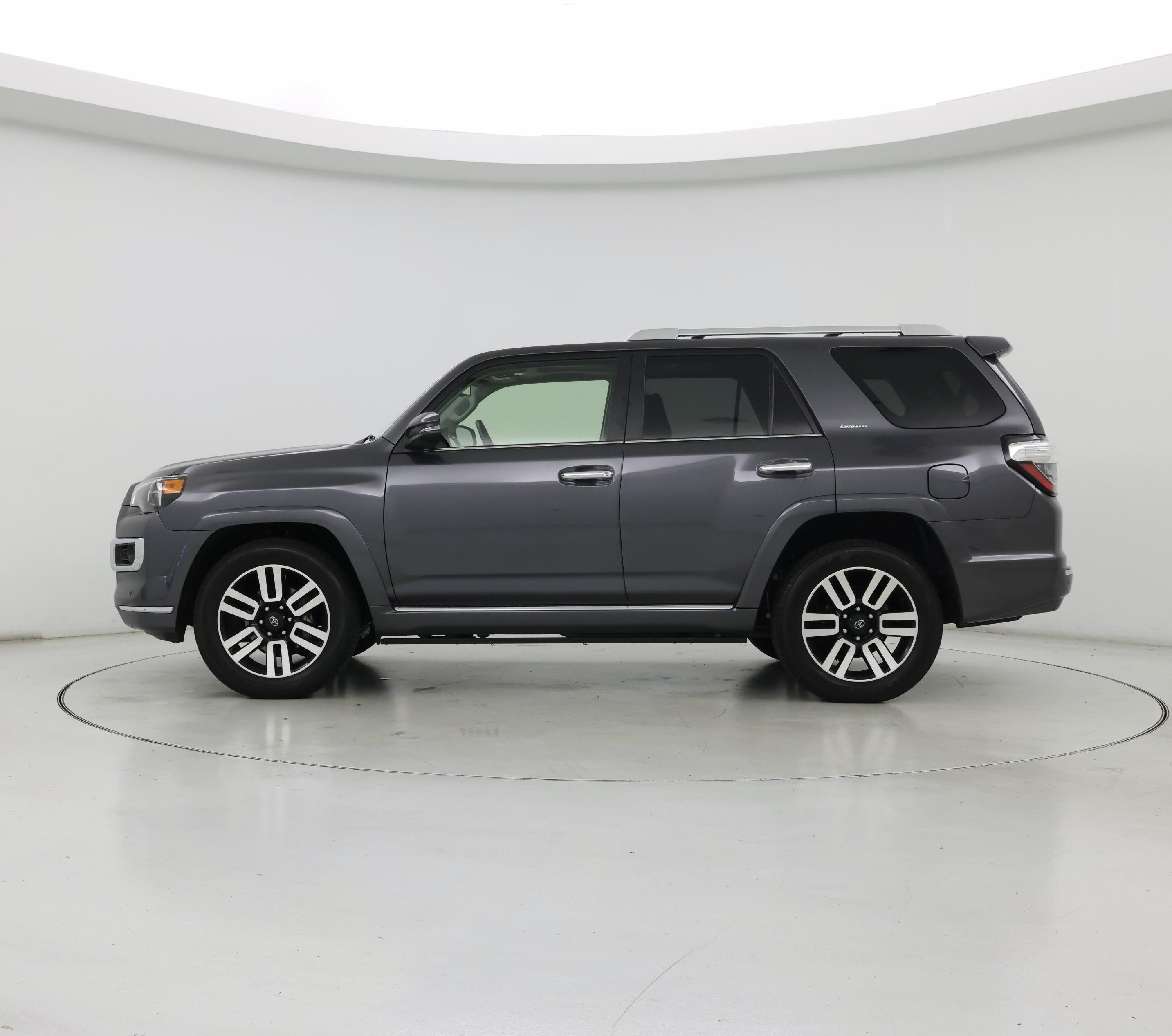 Thumbnail: 2023 Toyota 4Runner - 3