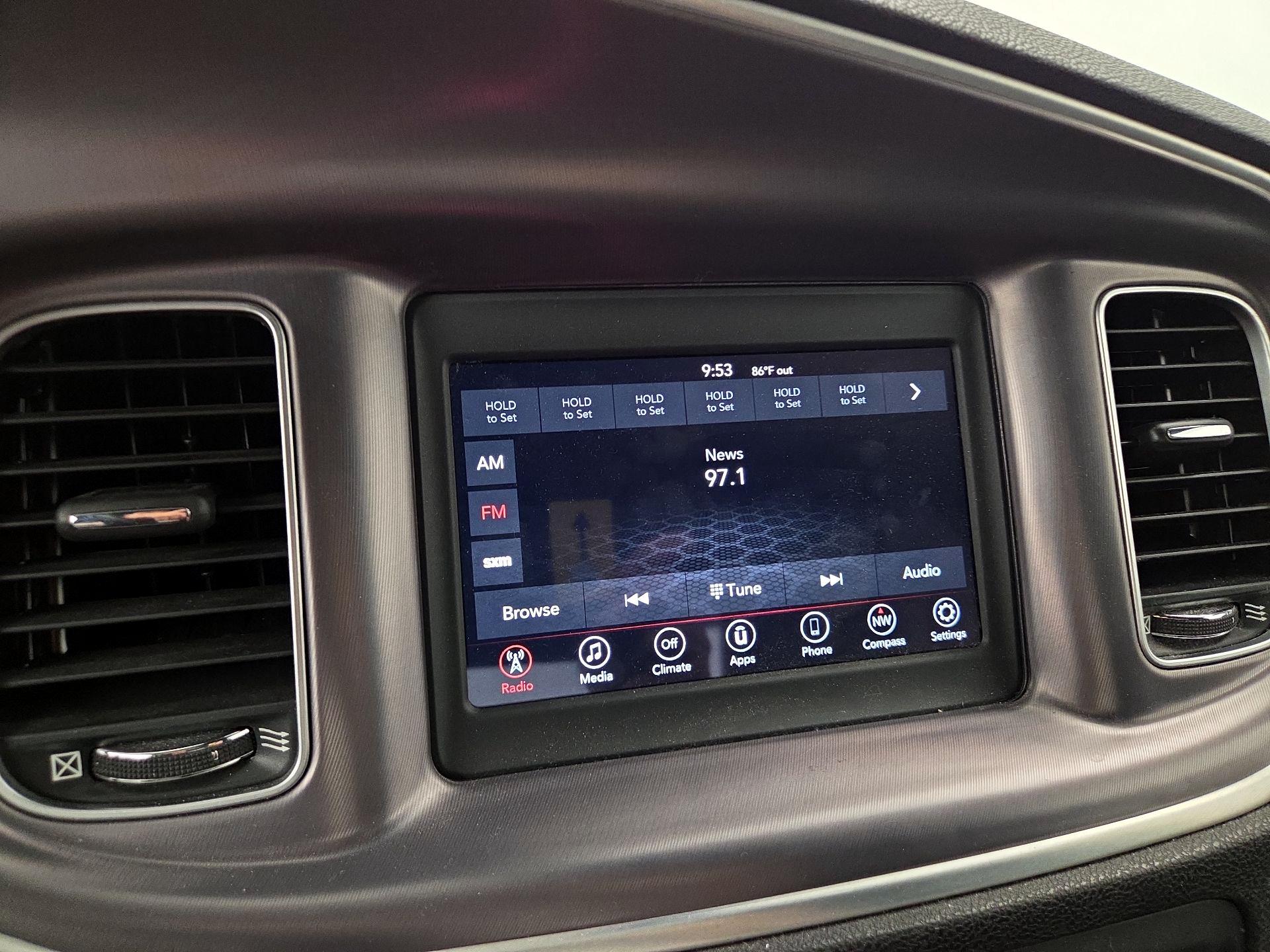 Thumbnail: 2020 Dodge Charger - 15