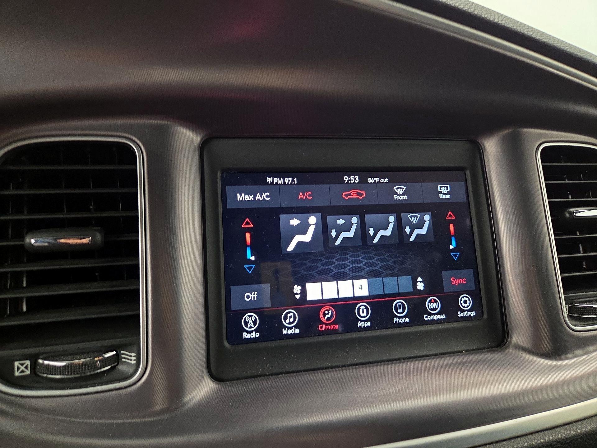 Thumbnail: 2020 Dodge Charger - 16