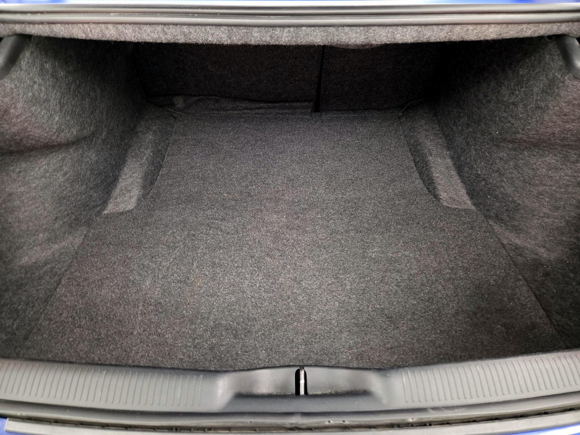 Thumbnail: 2020 Dodge Charger - 20