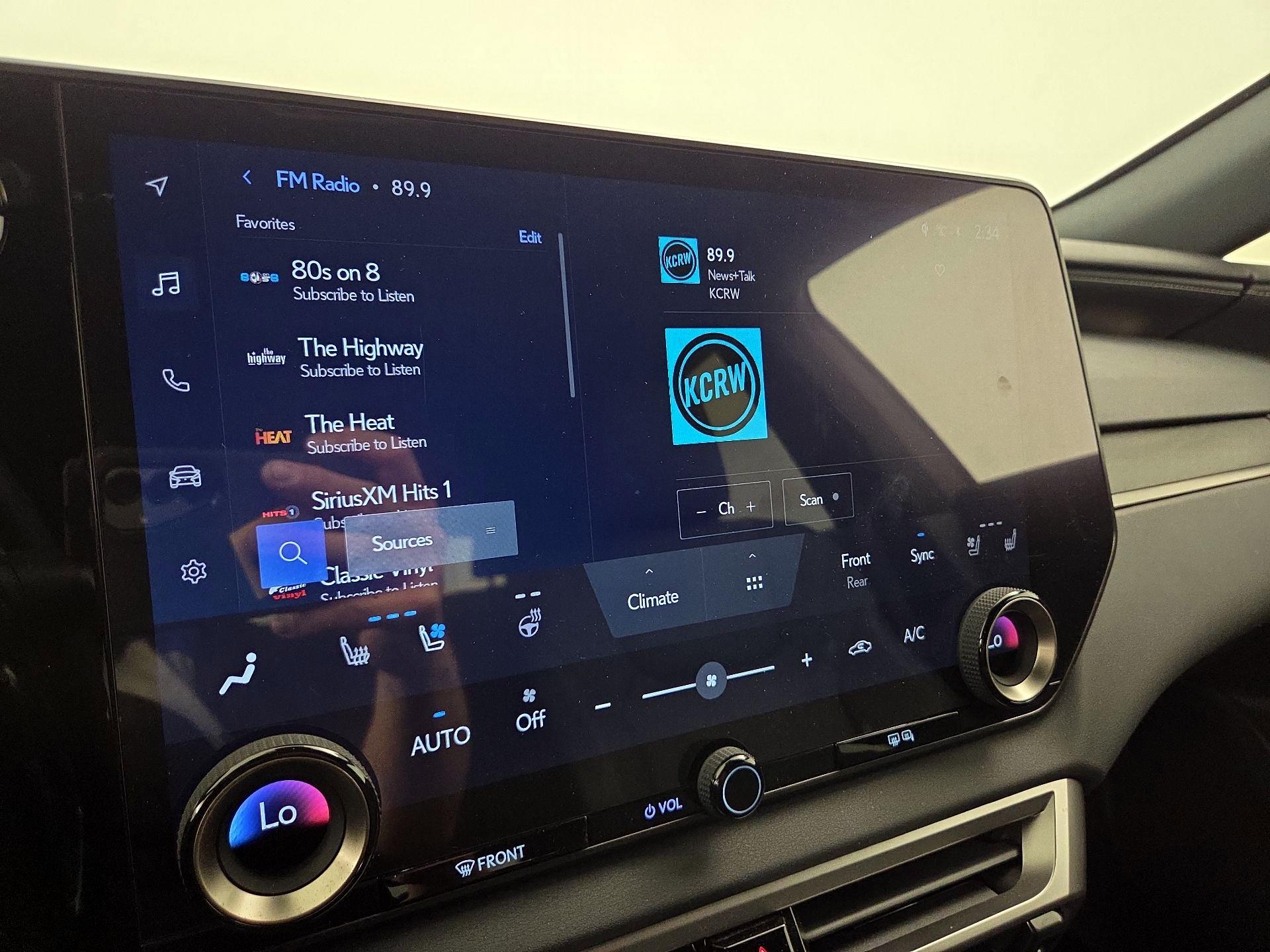 Thumbnail: 2023 Lexus RX - 15