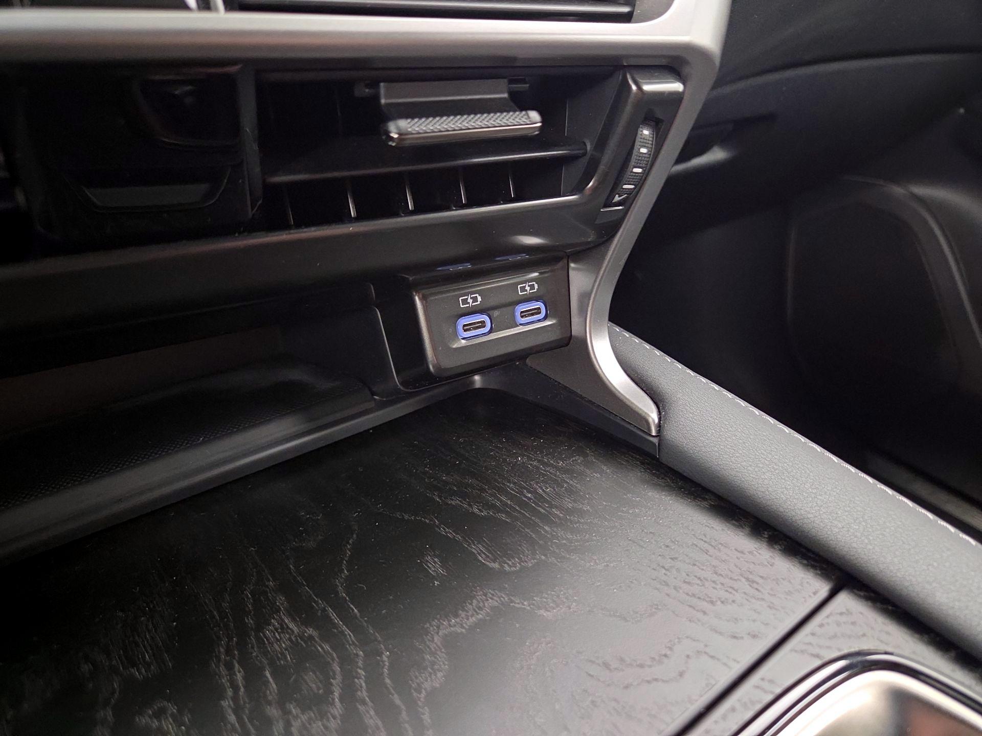 Thumbnail: 2023 Lexus RX - 18