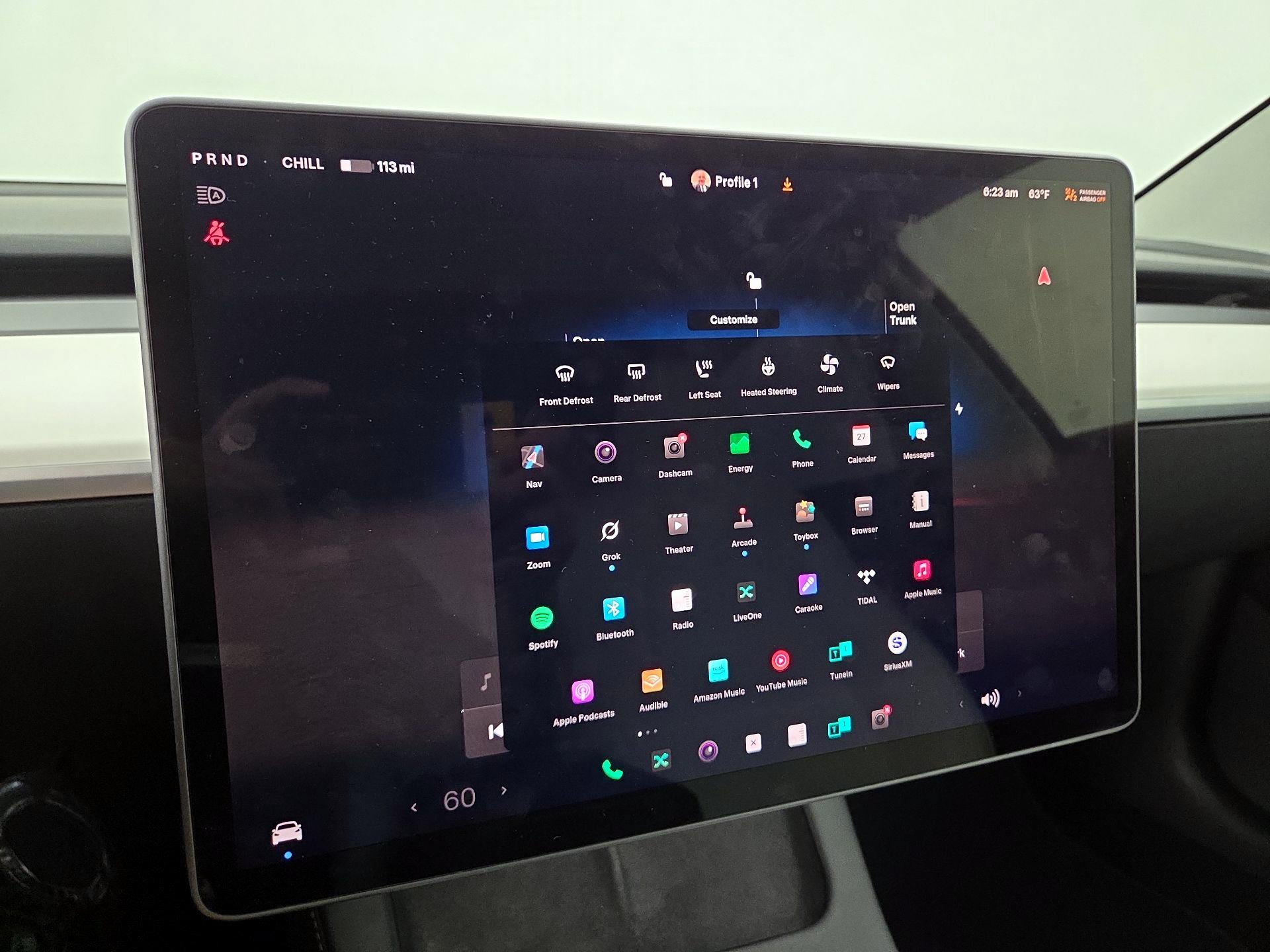 Thumbnail: 2022 Tesla Model 3 - 15