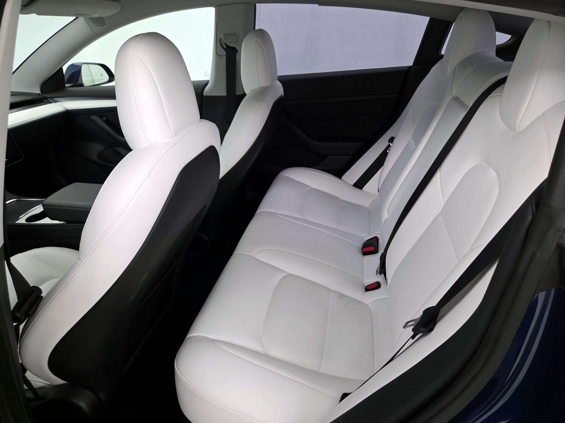 Thumbnail: 2022 Tesla Model 3 - 18