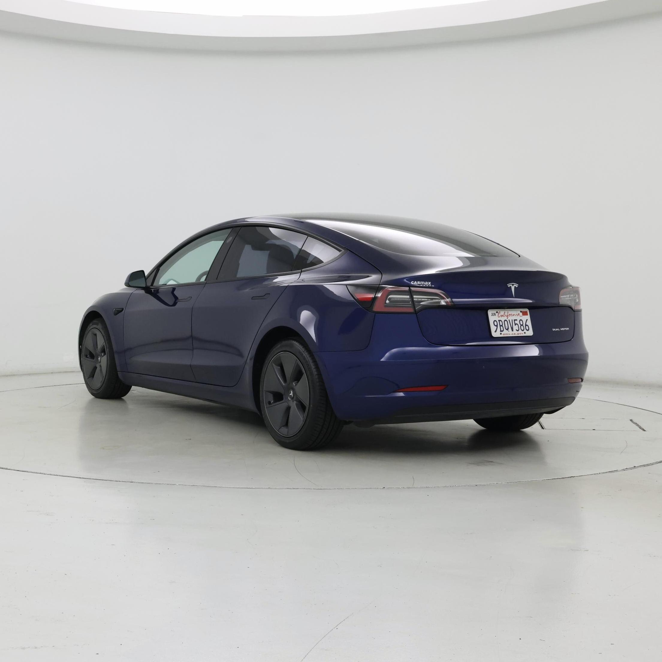 Thumbnail: 2022 Tesla Model 3 - 2