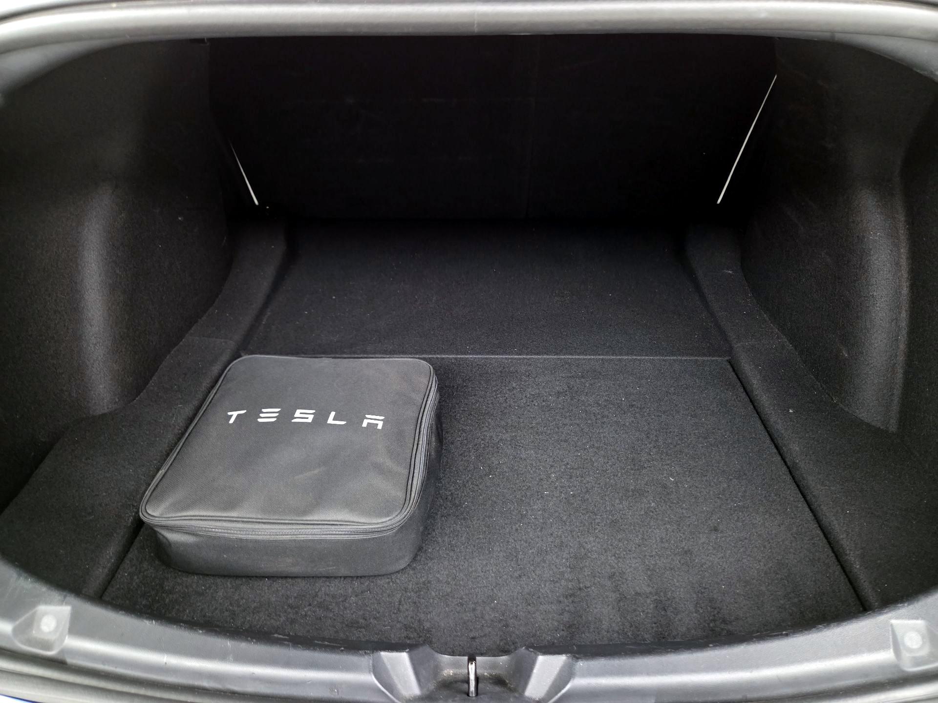 Thumbnail: 2022 Tesla Model 3 - 19