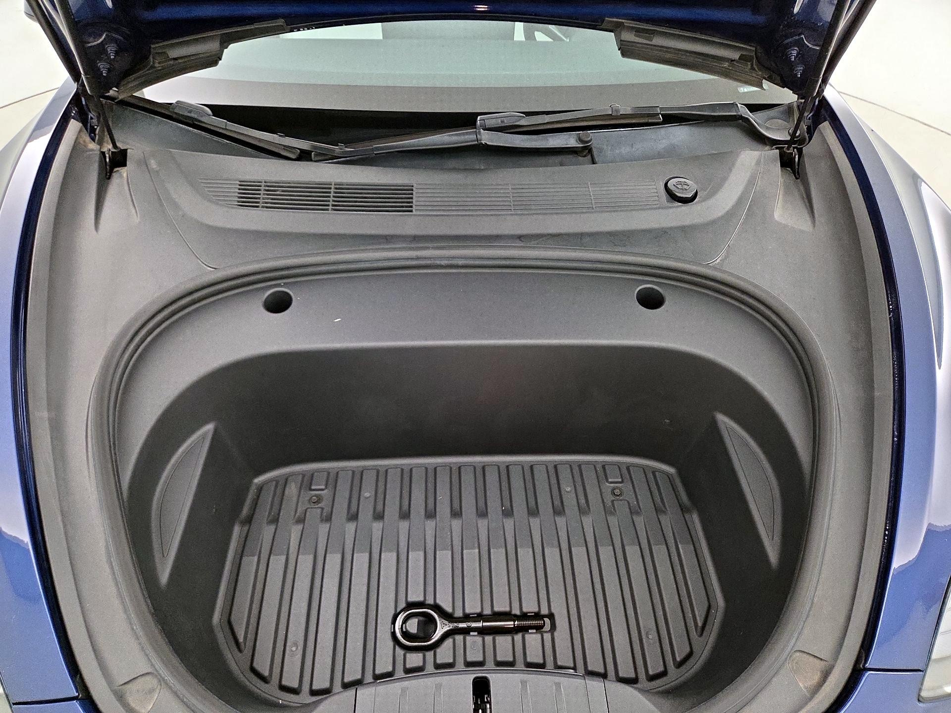 Thumbnail: 2022 Tesla Model 3 - 20