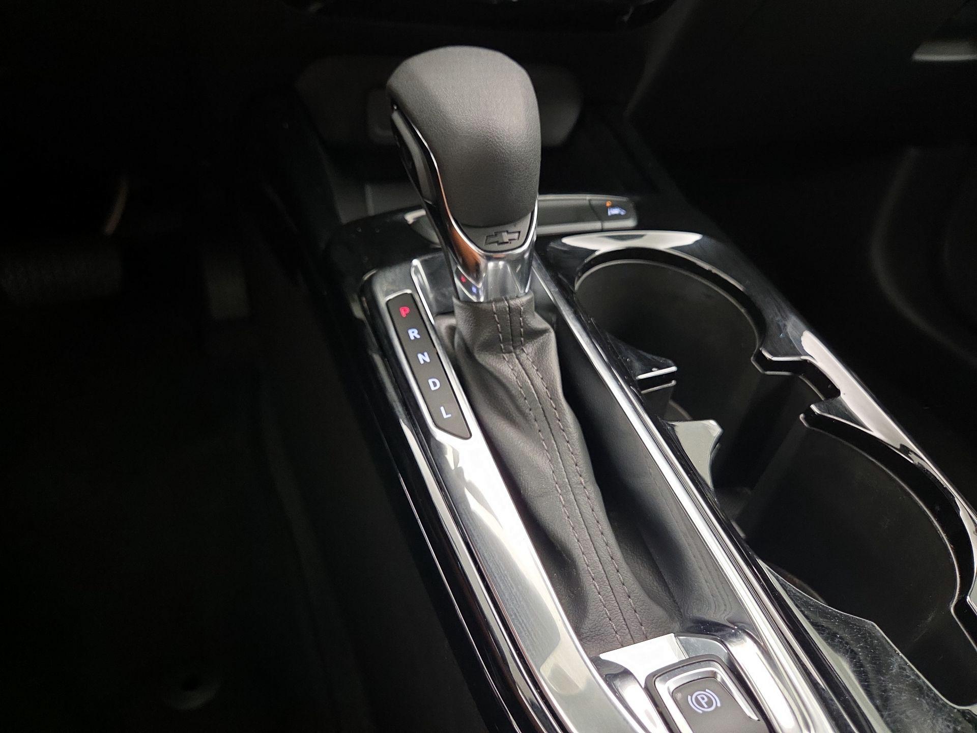 Thumbnail: 2025 Chevrolet Trax - 17