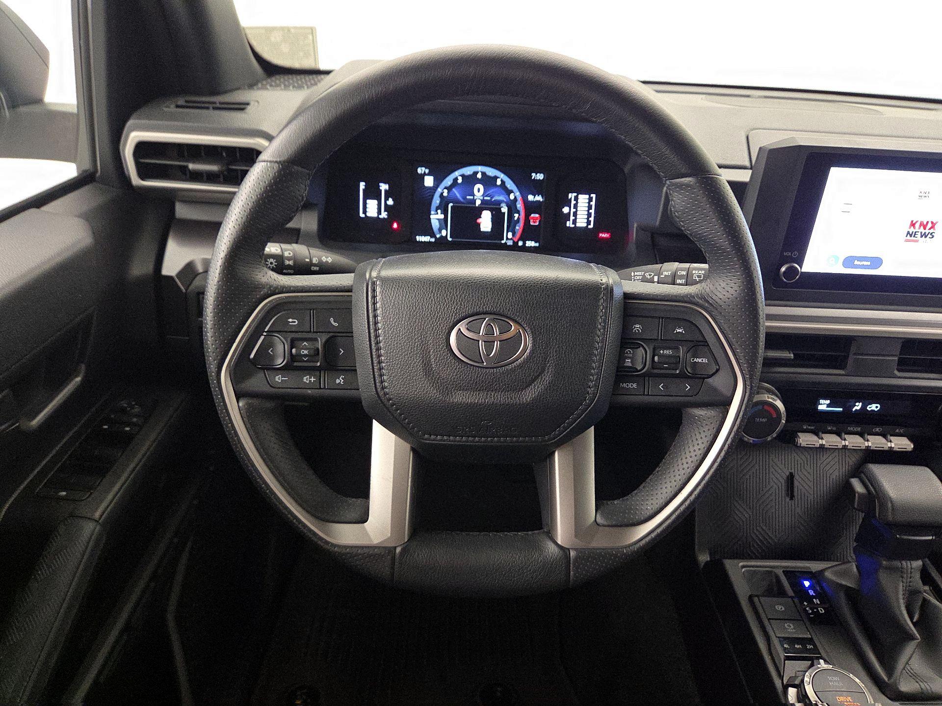 Thumbnail: 2025 Toyota 4Runner - 10