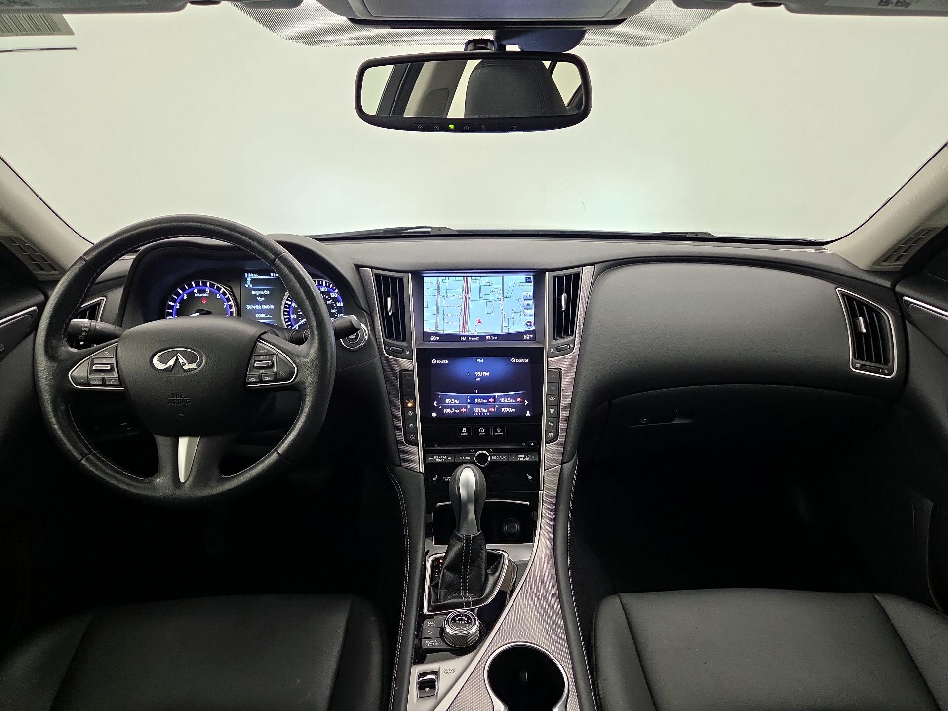 Thumbnail: 2016 INFINITI Q50 - 9