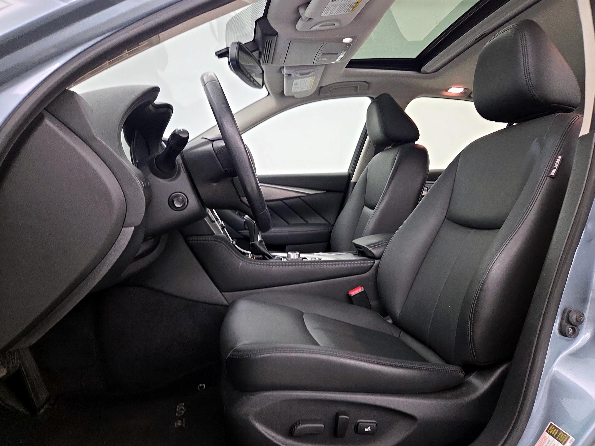 Thumbnail: 2016 INFINITI Q50 - 11