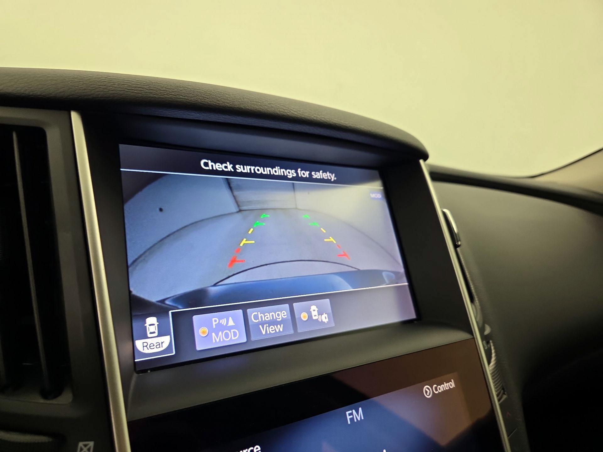 Thumbnail: 2016 INFINITI Q50 - 15