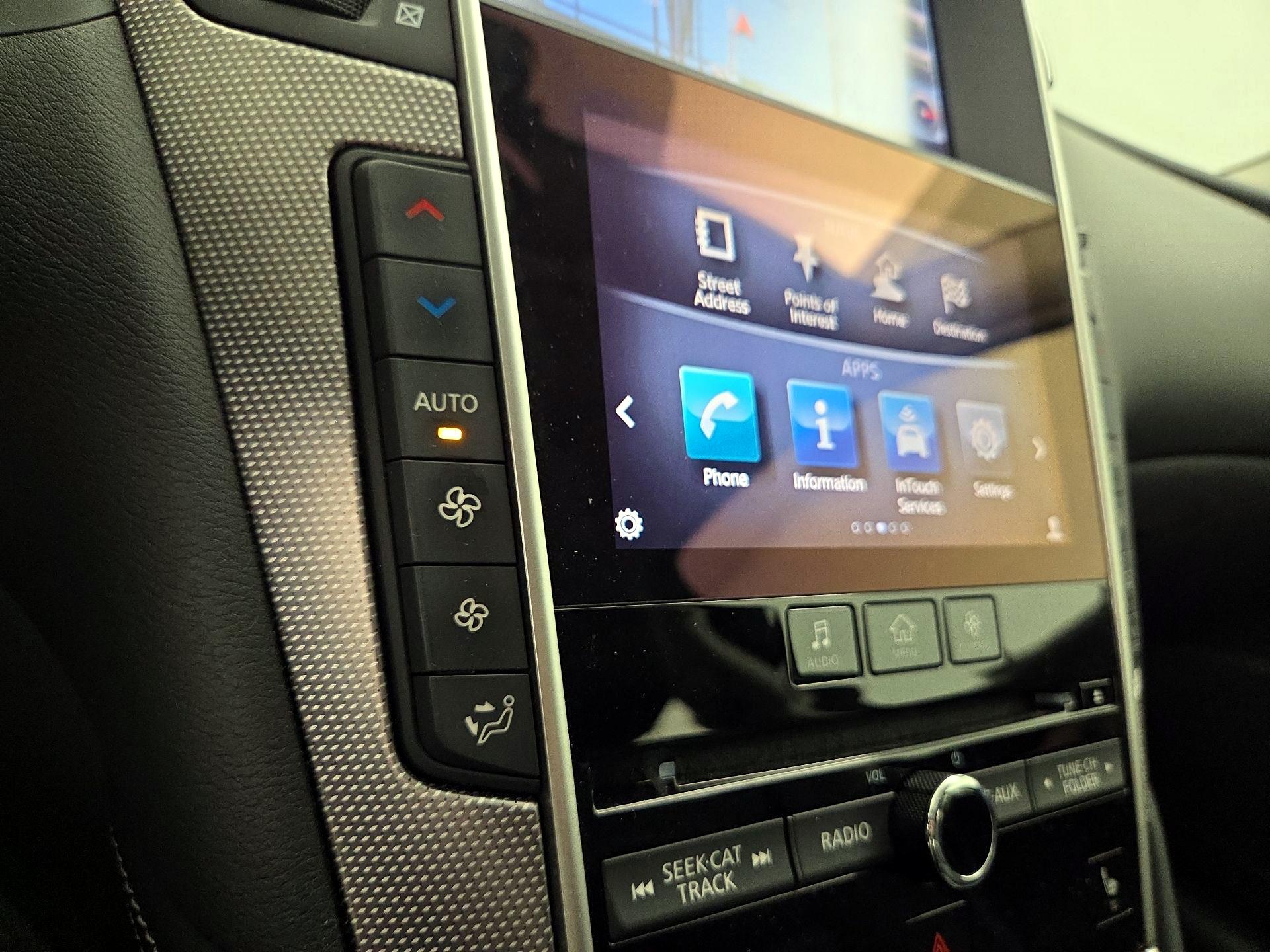 Thumbnail: 2016 INFINITI Q50 - 17