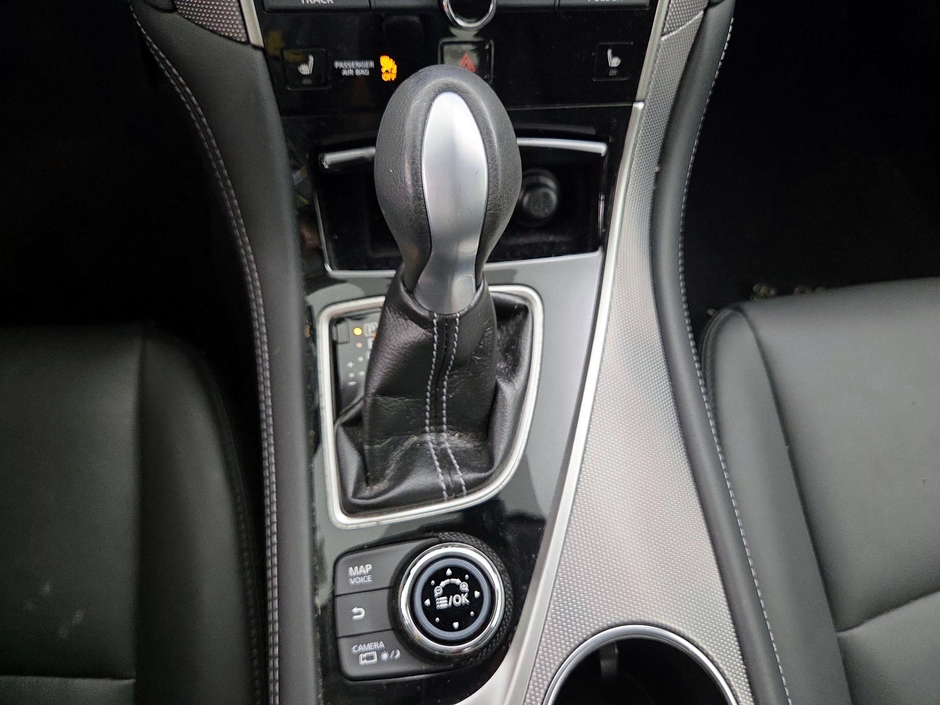 Thumbnail: 2016 INFINITI Q50 - 18