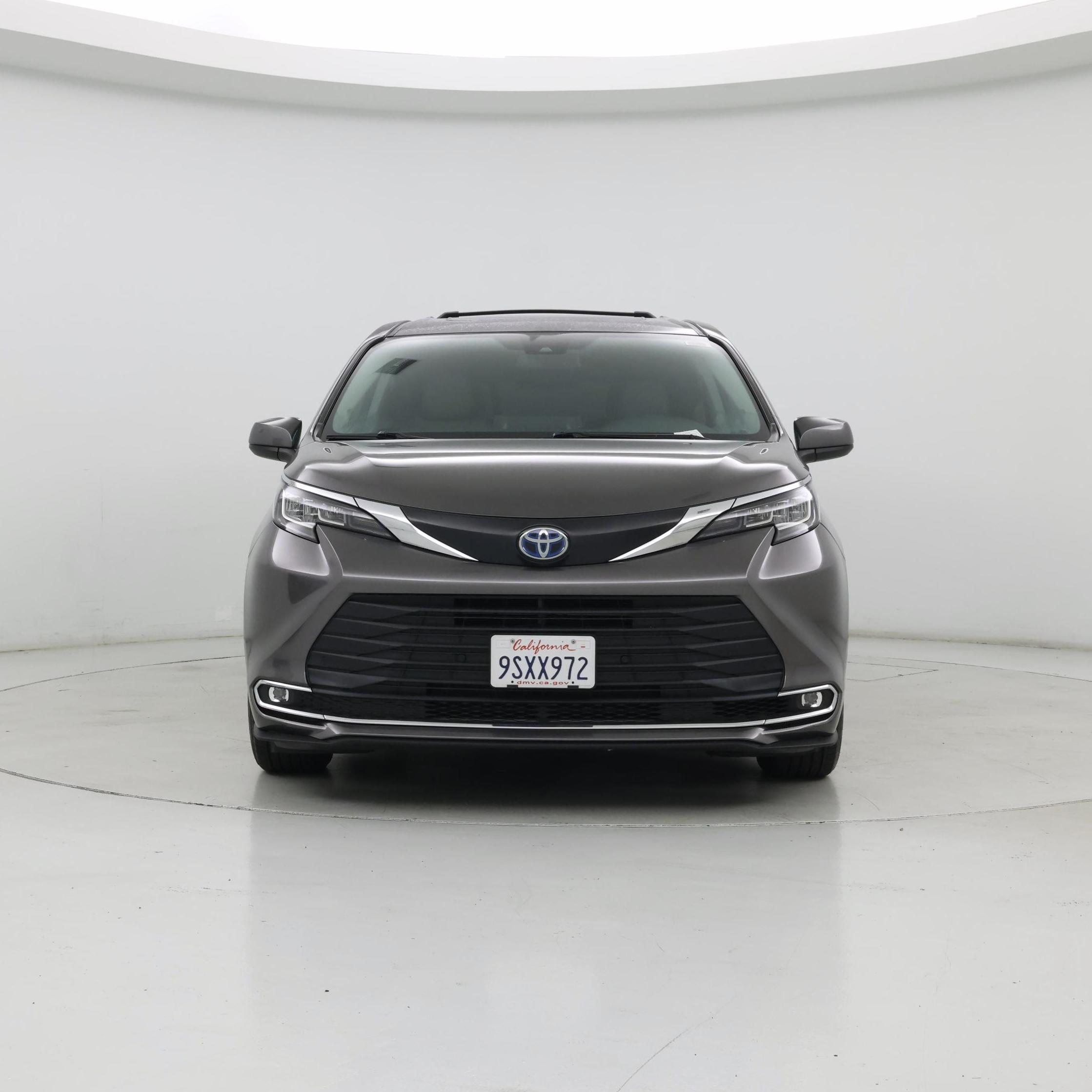 Thumbnail: 2023 Toyota Sienna - 5
