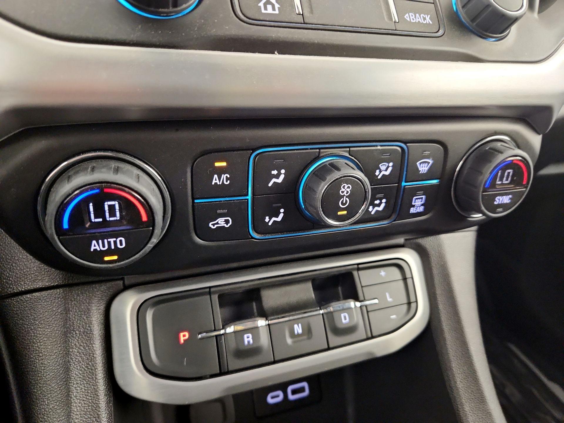 Thumbnail: 2023 GMC Acadia - 16