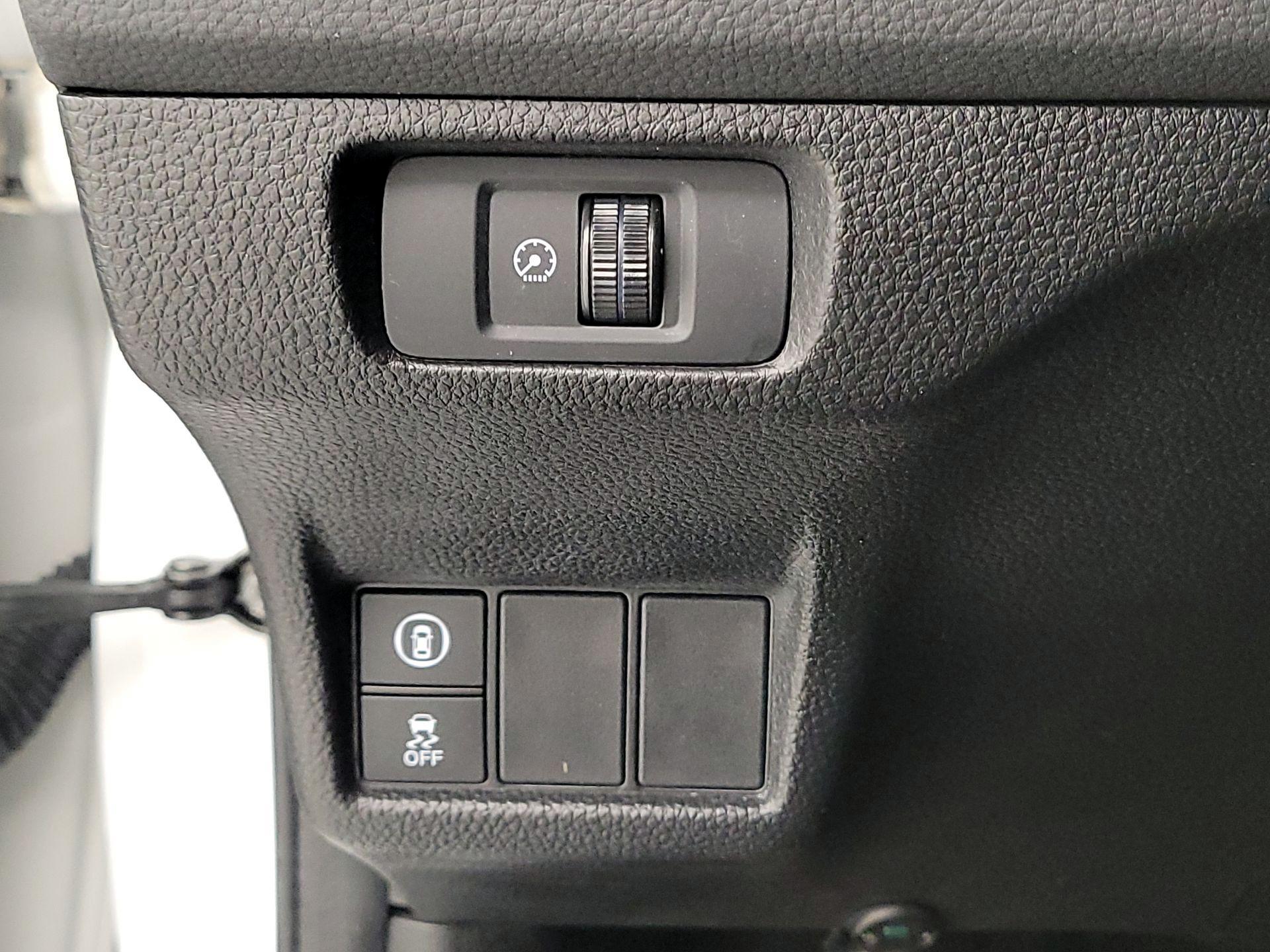 Thumbnail: 2023 Honda Civic - 13