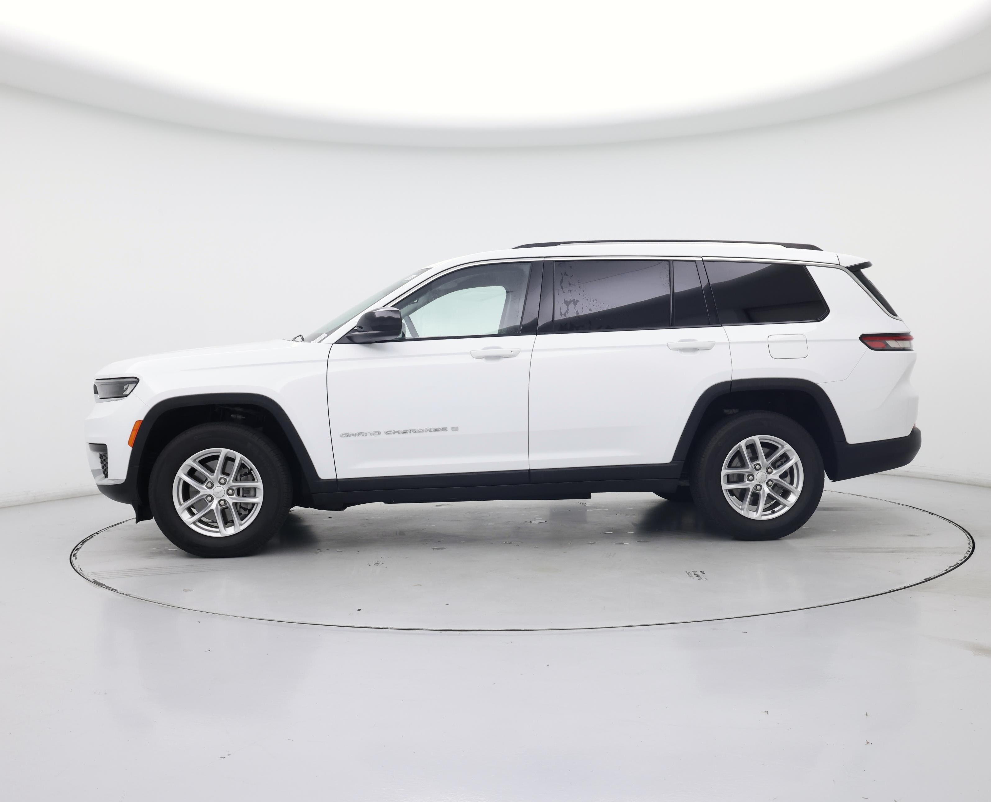 Thumbnail: 2023 Jeep Grand Cherokee L - 3