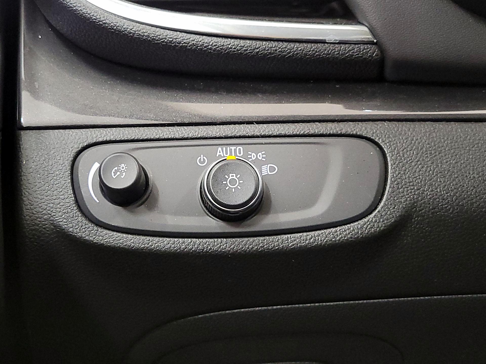 Thumbnail: 2022 Buick Encore - 13