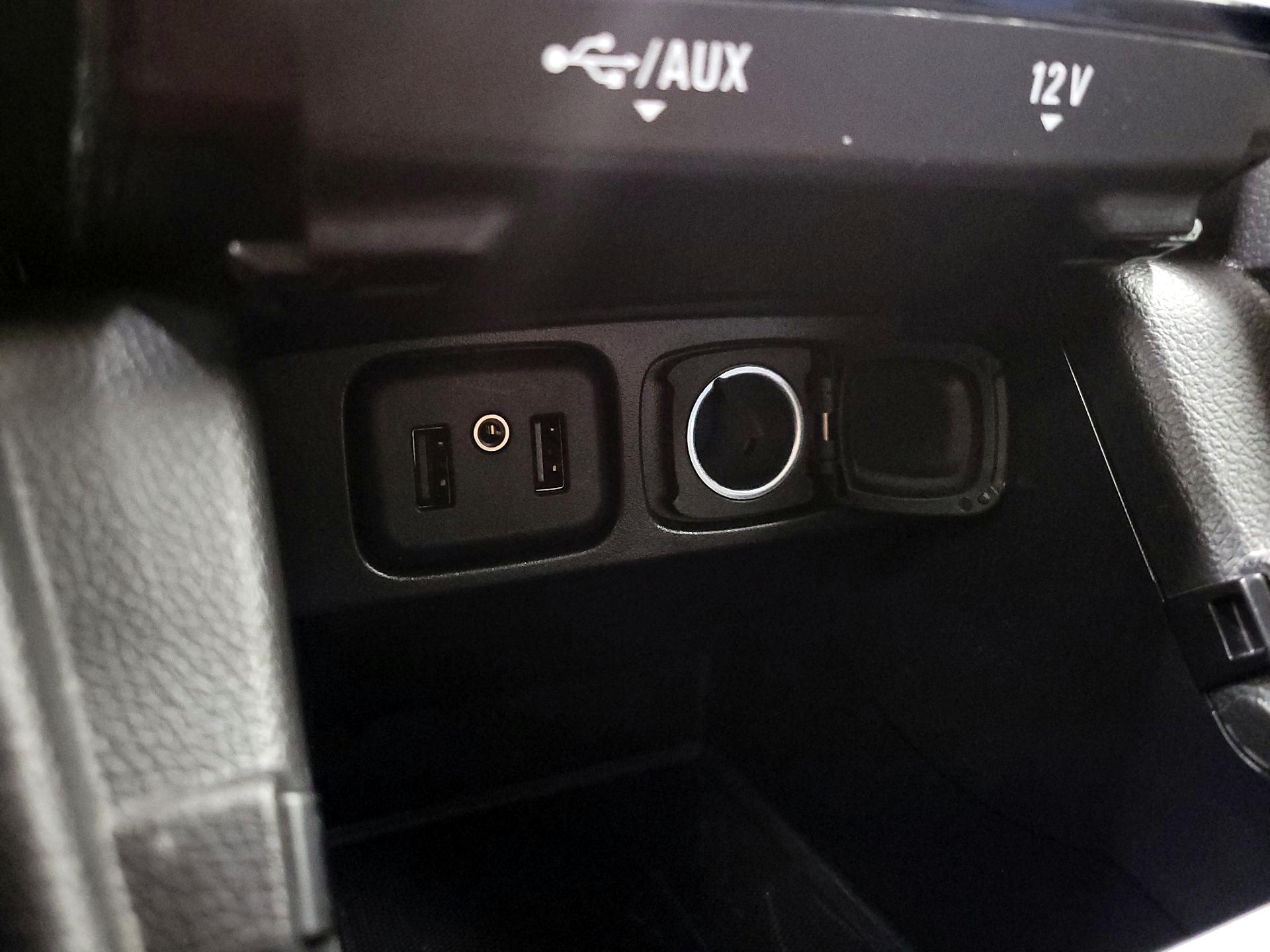 Thumbnail: 2022 Buick Encore - 18