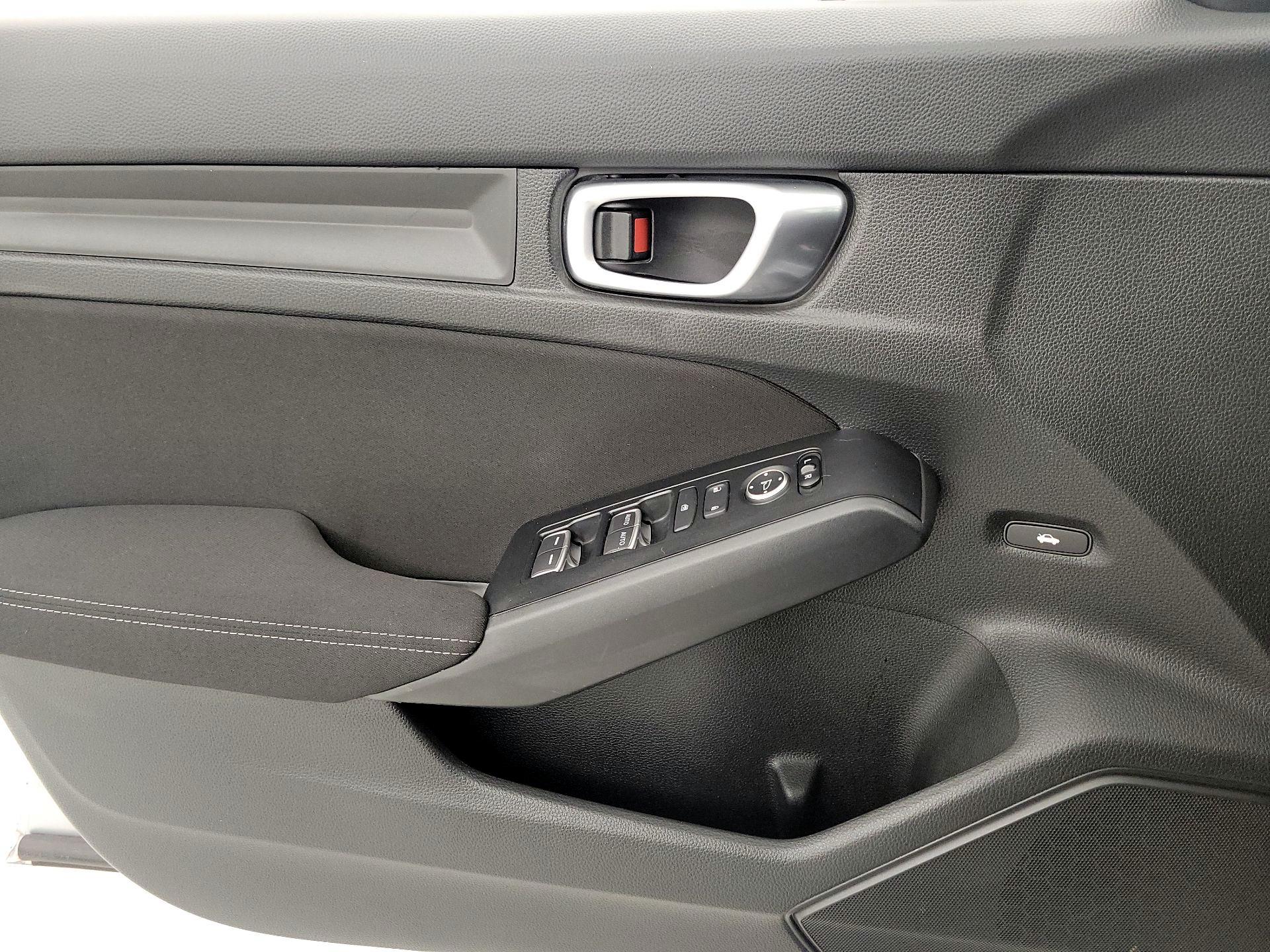 Thumbnail: 2023 Honda Civic - 12