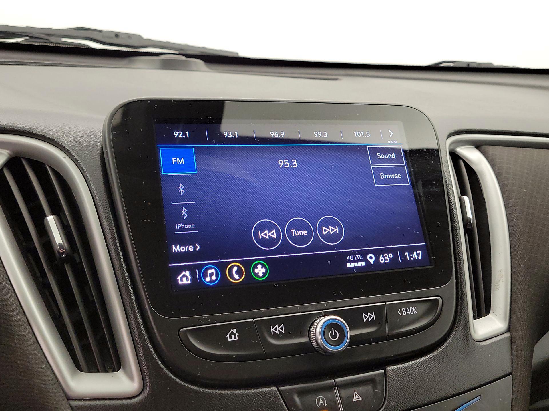 Thumbnail: 2022 Chevrolet Malibu - 15