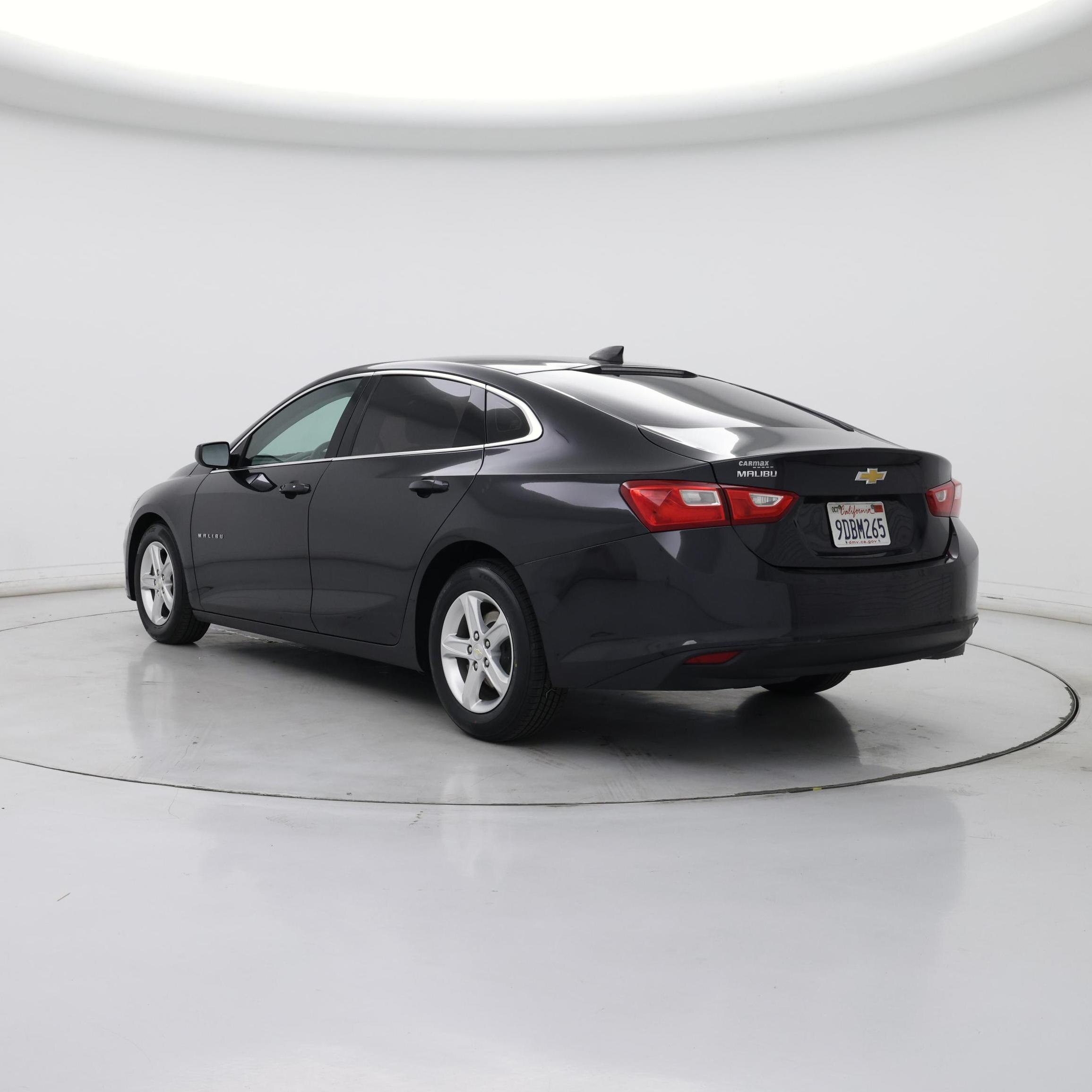 Thumbnail: 2022 Chevrolet Malibu - 2