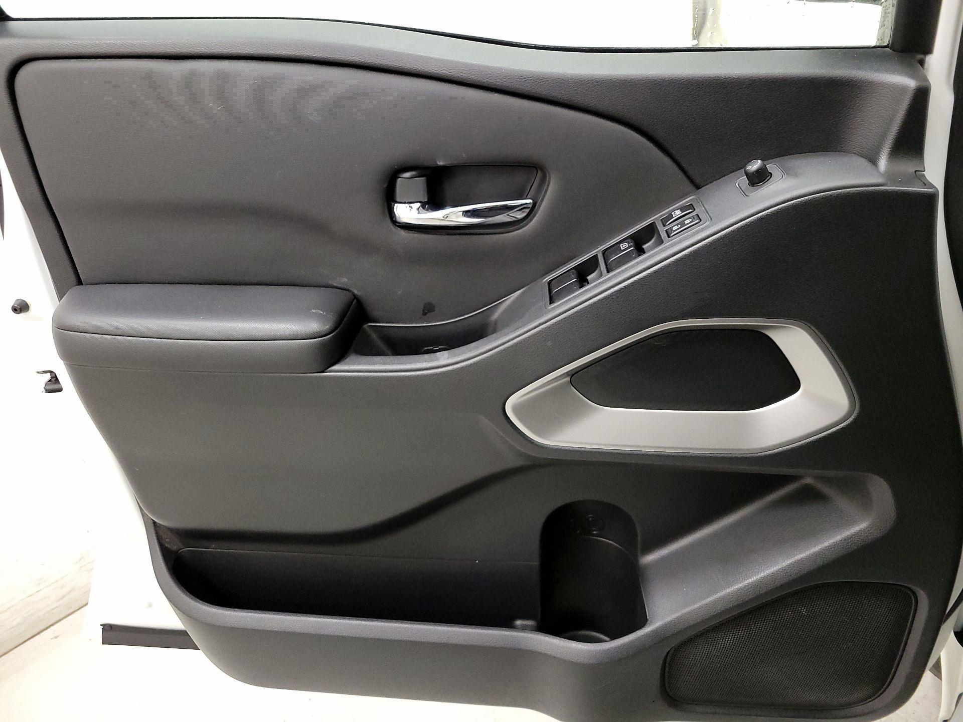 Thumbnail: 2023 Nissan Frontier - 12