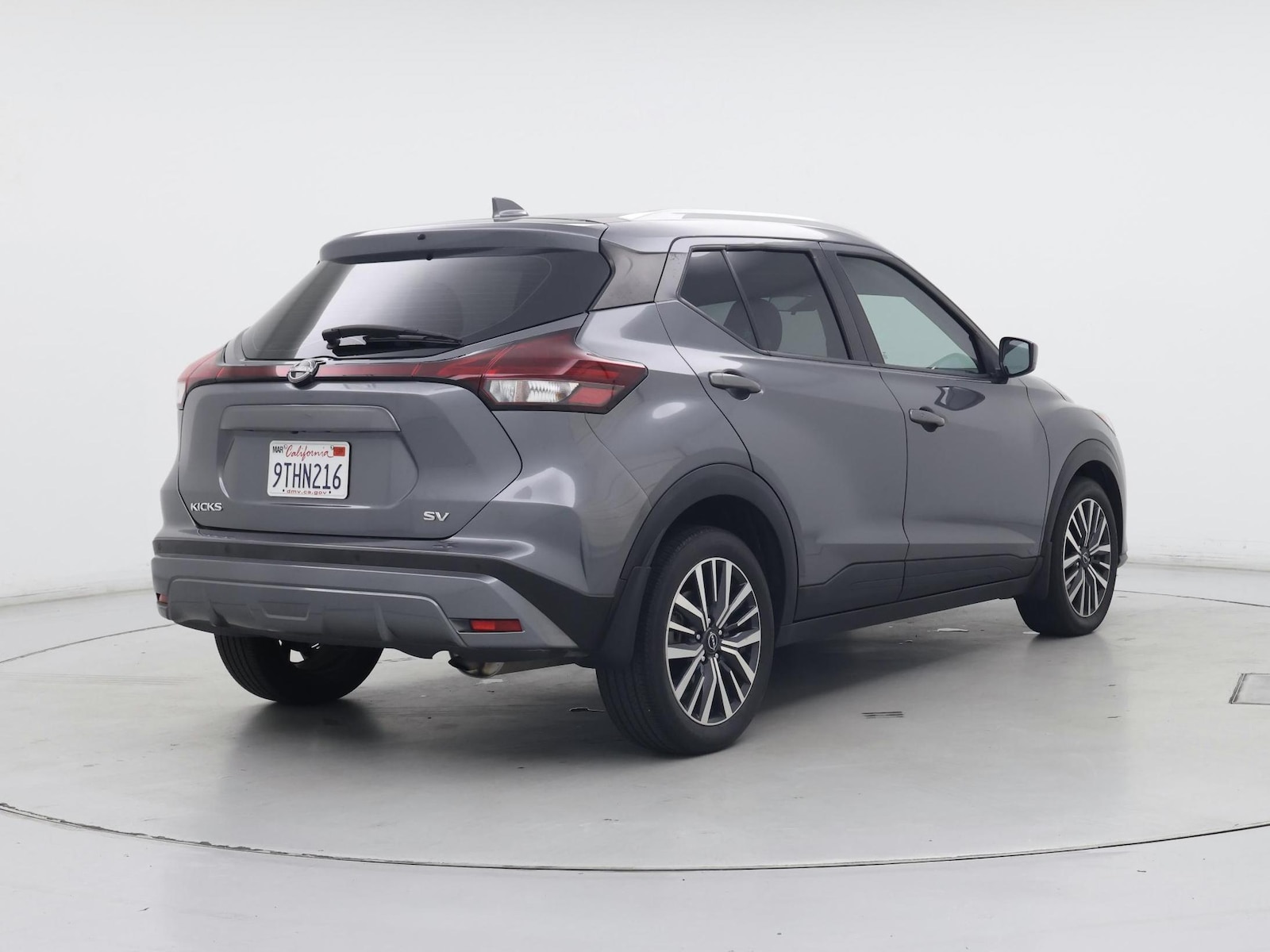 2022 Nissan Kicks SV - Photo 9