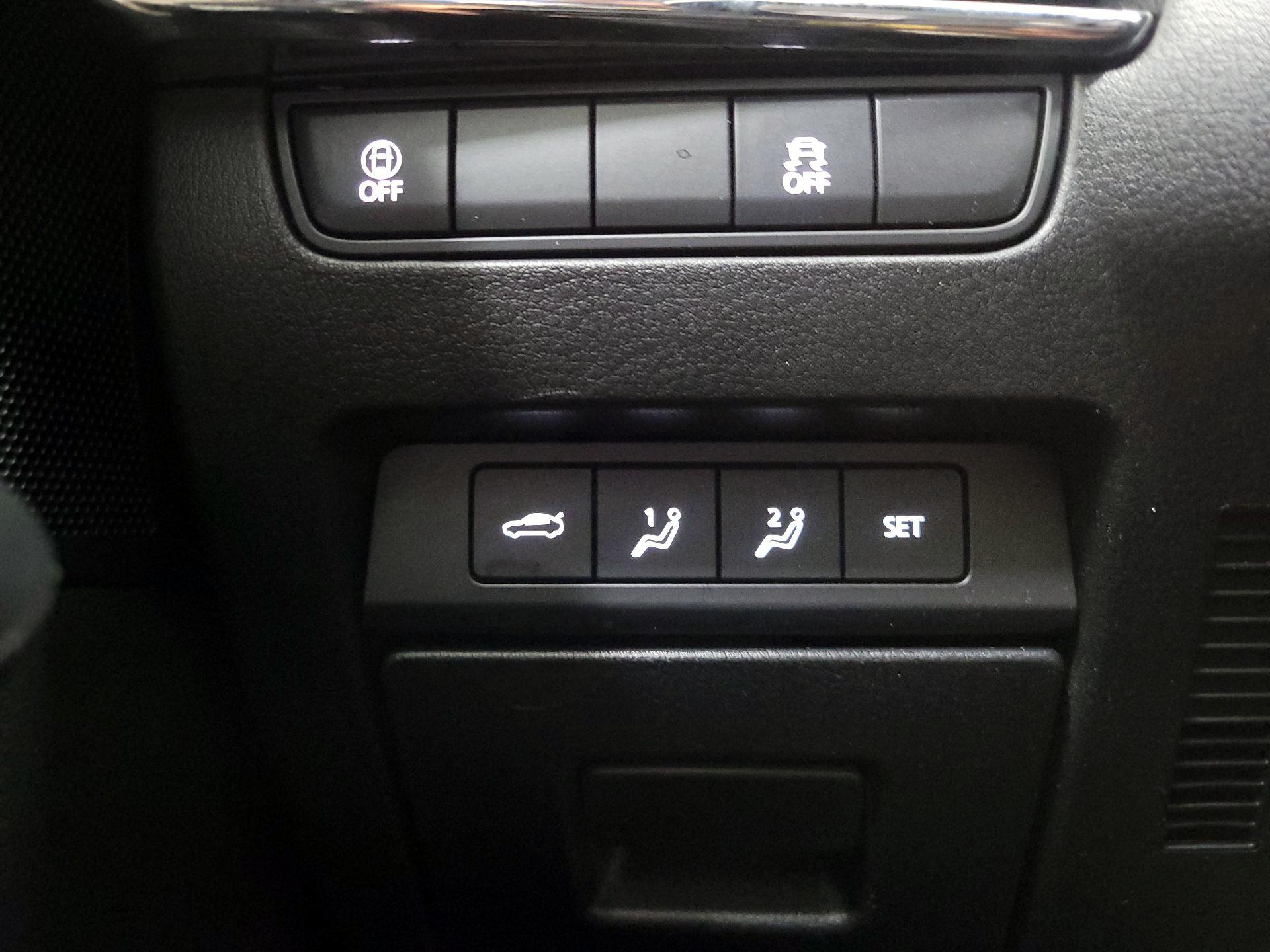 Thumbnail: 2023 Mazda Mazda3 - 13