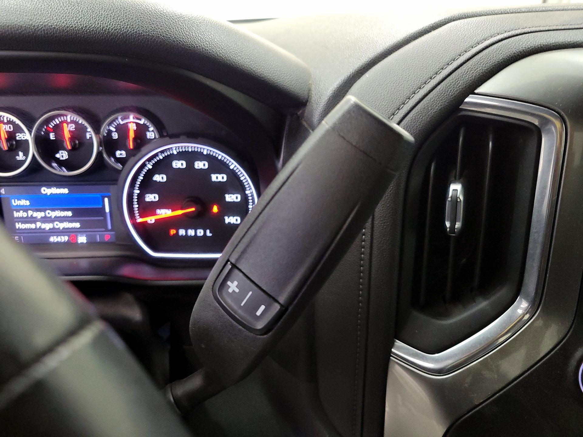 Thumbnail: 2021 Chevrolet Silverado 1500 - 17