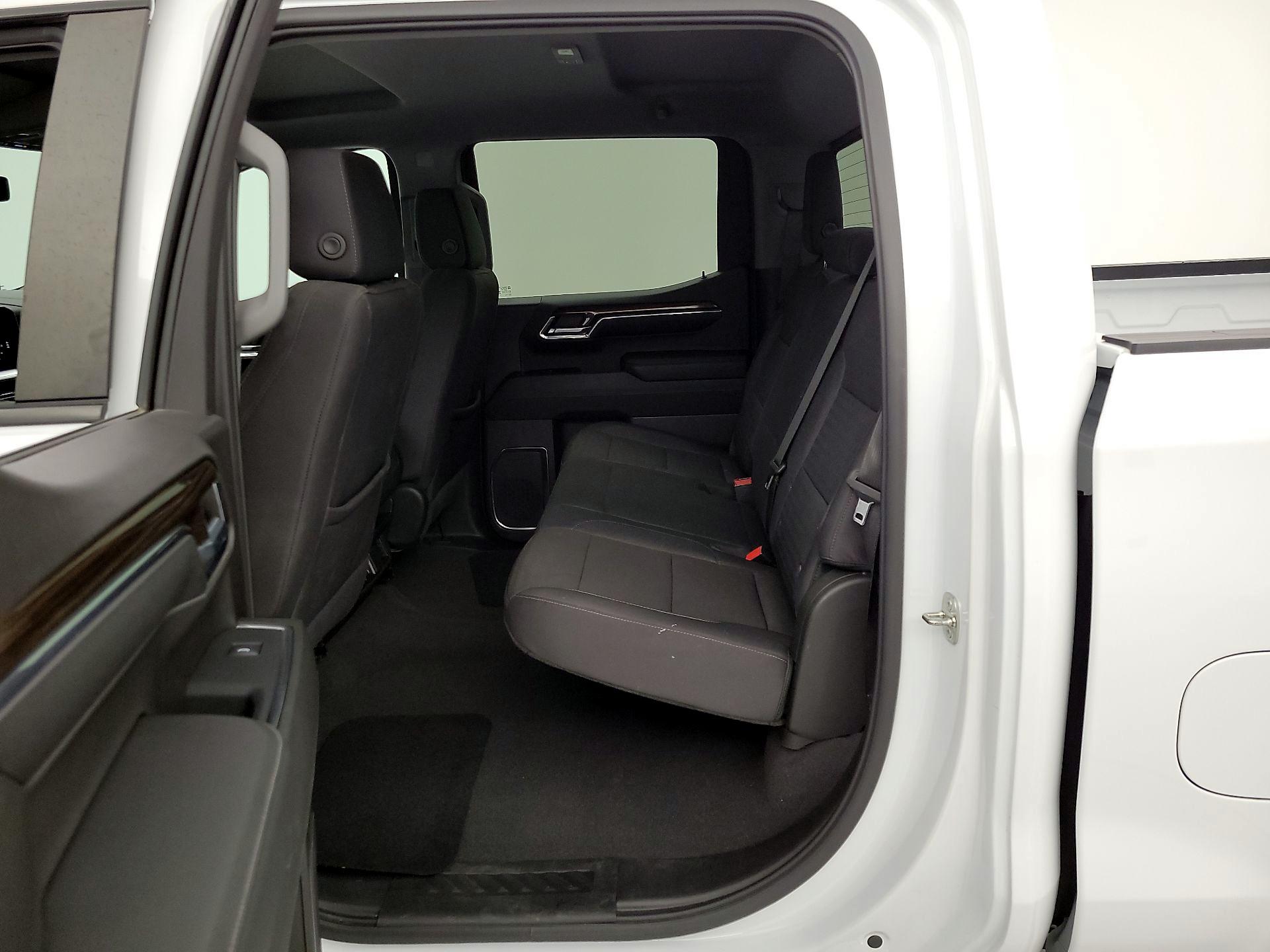 Thumbnail: 2024 Chevrolet Silverado 1500 - 19