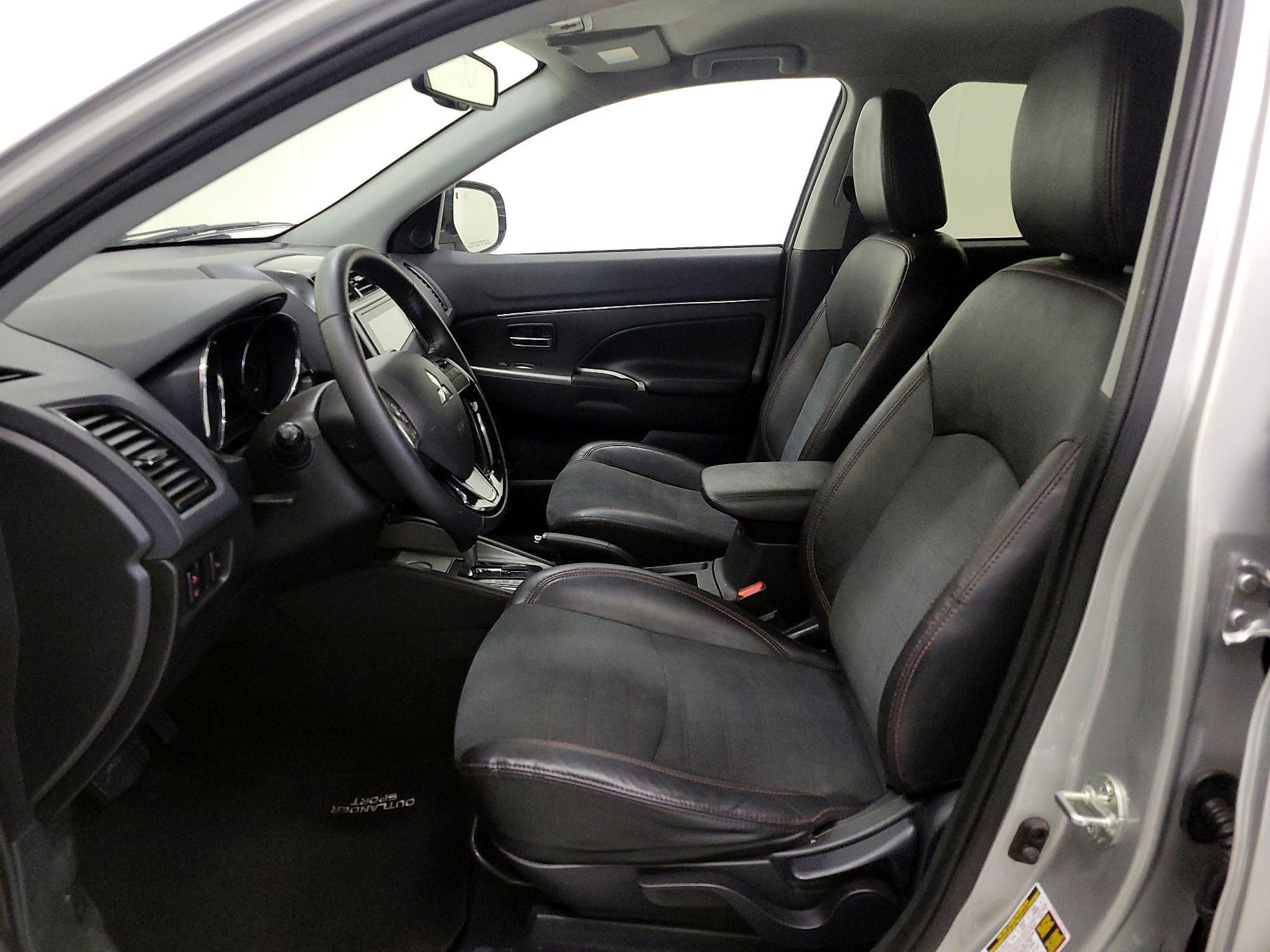 Thumbnail: 2022 Mitsubishi Outlander Sport - 11