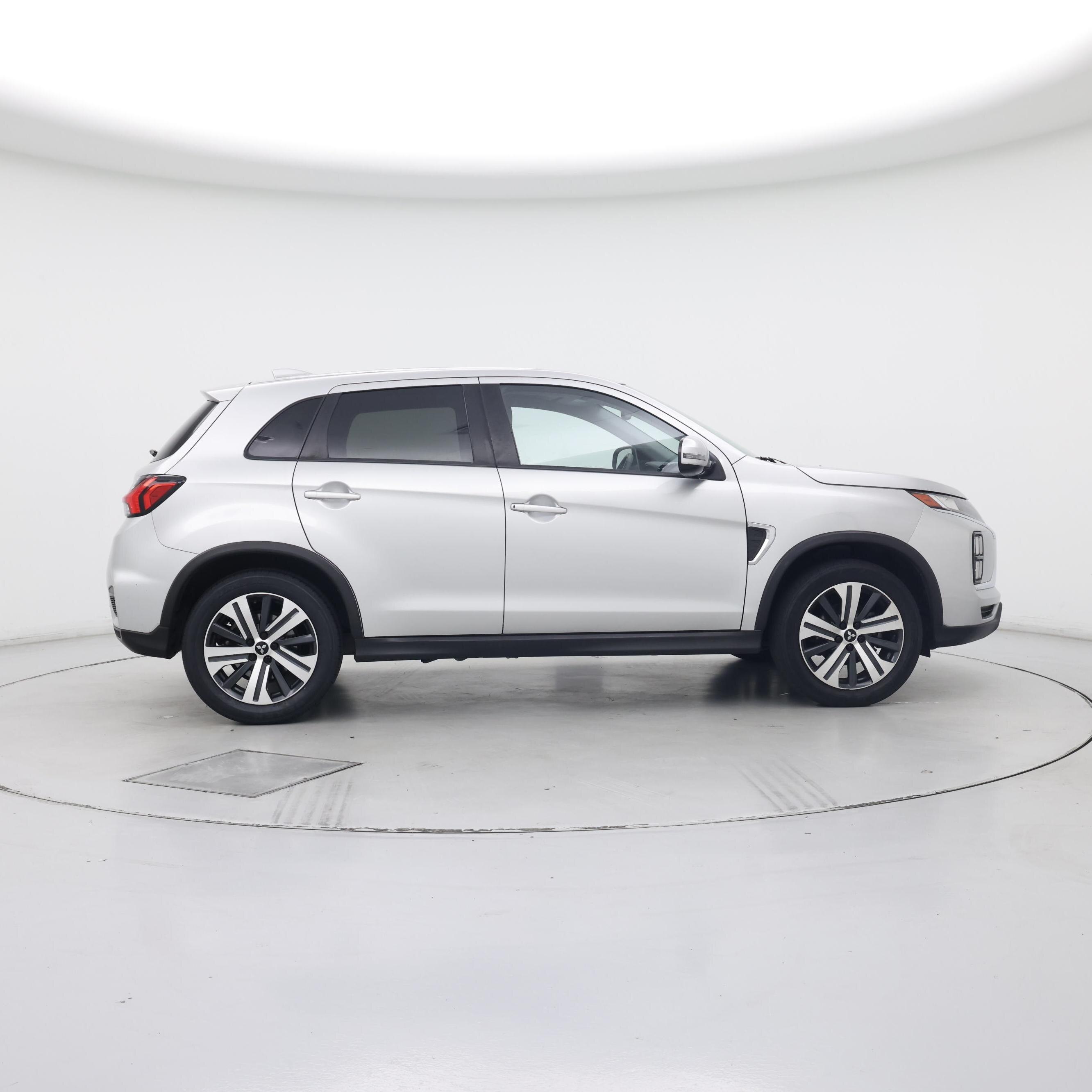 Thumbnail: 2022 Mitsubishi Outlander Sport - 7