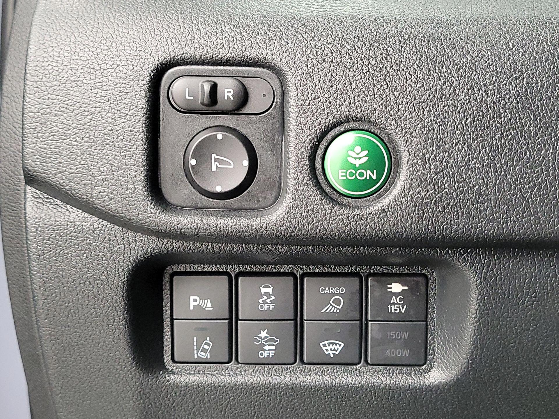 Thumbnail: 2023 Honda Ridgeline - 13