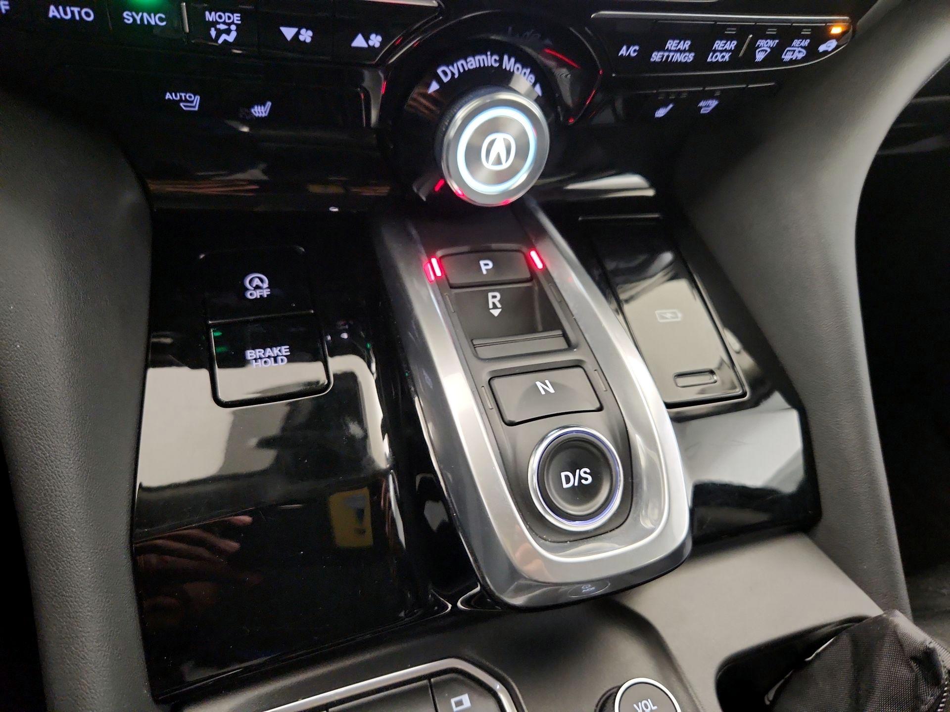 Thumbnail: 2023 Acura MDX - 17