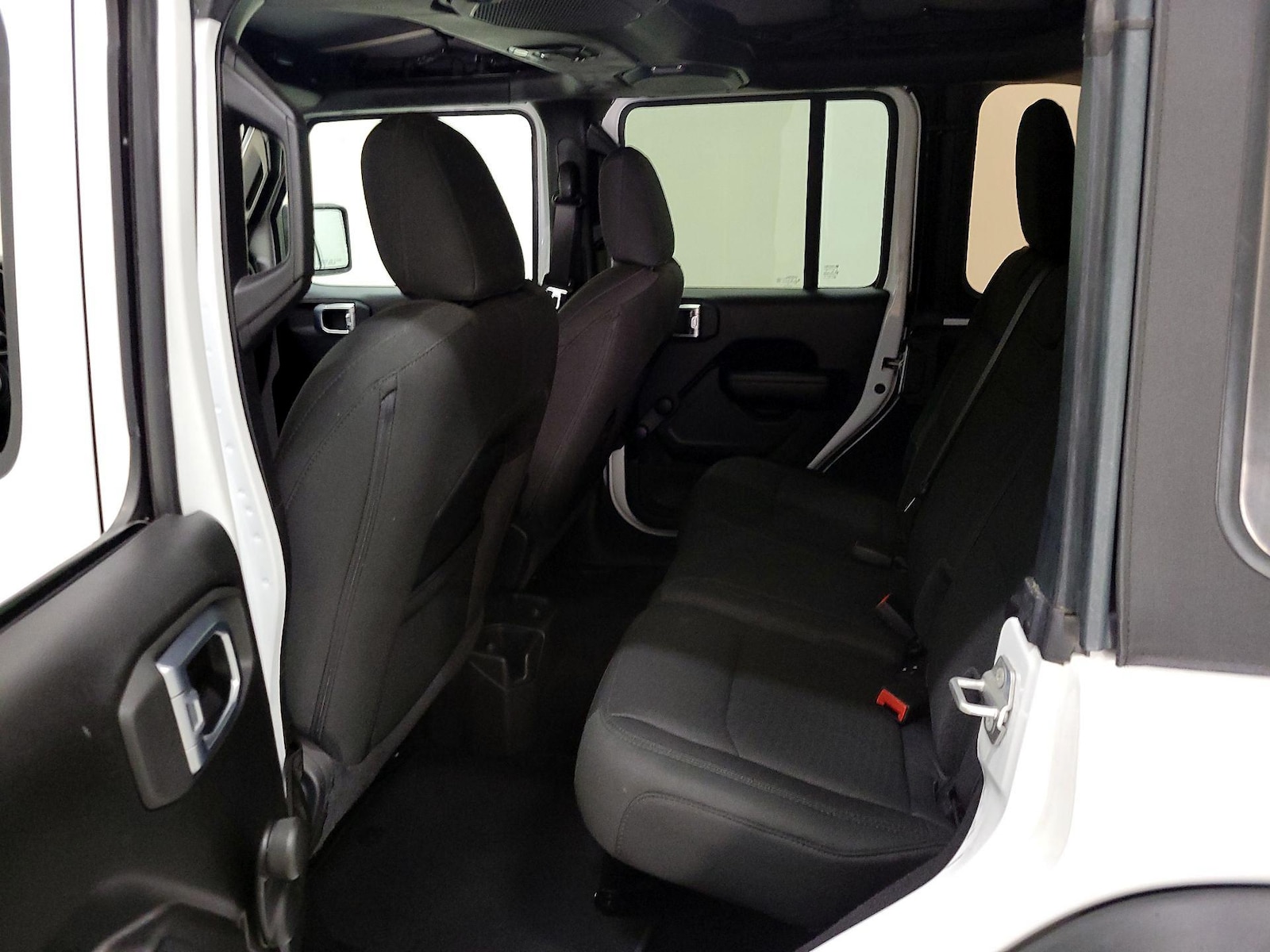 2021 Jeep Wrangler Unlimited Willys Sport - Photo 18