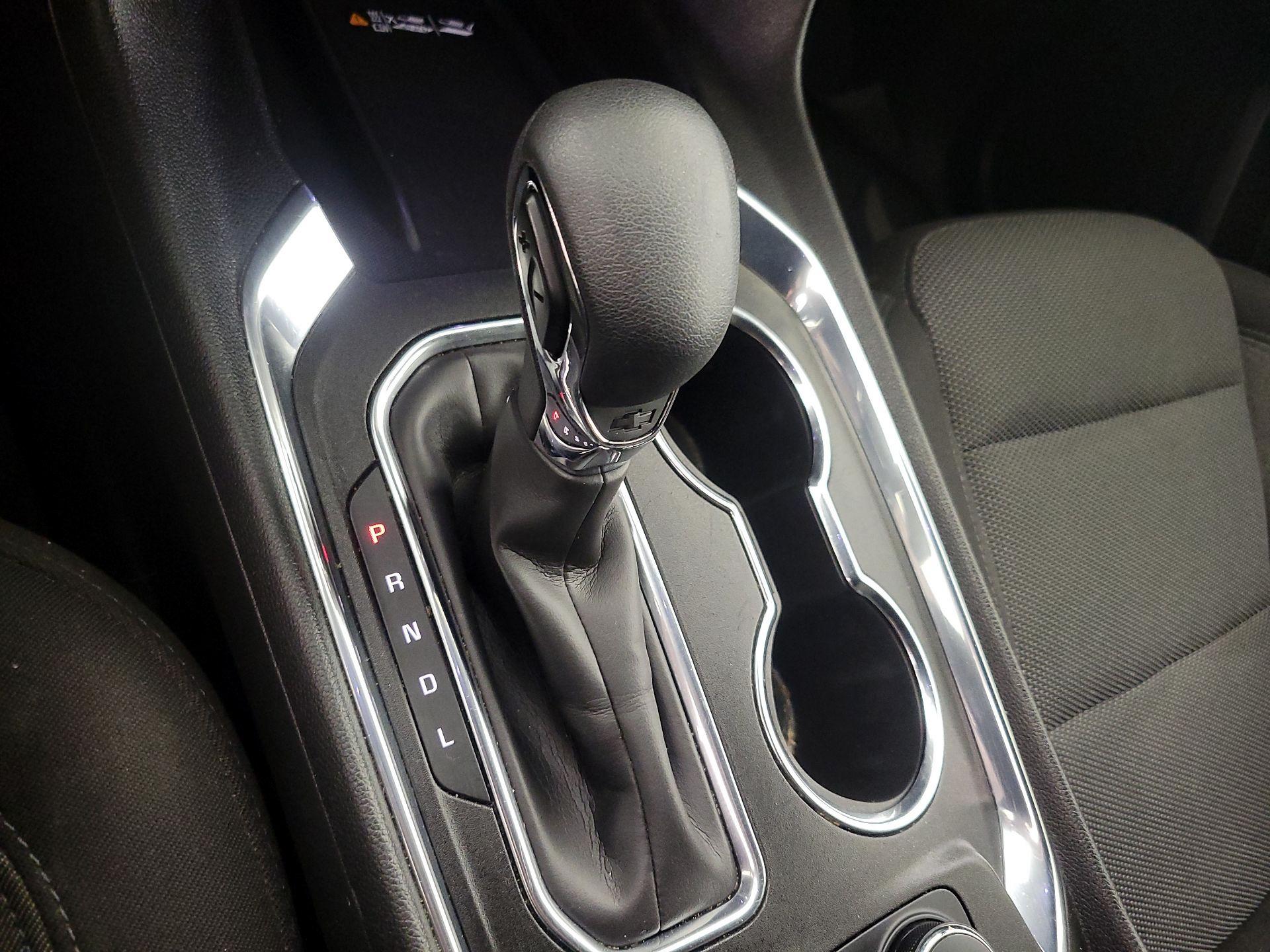 Thumbnail: 2023 Chevrolet Traverse - 17