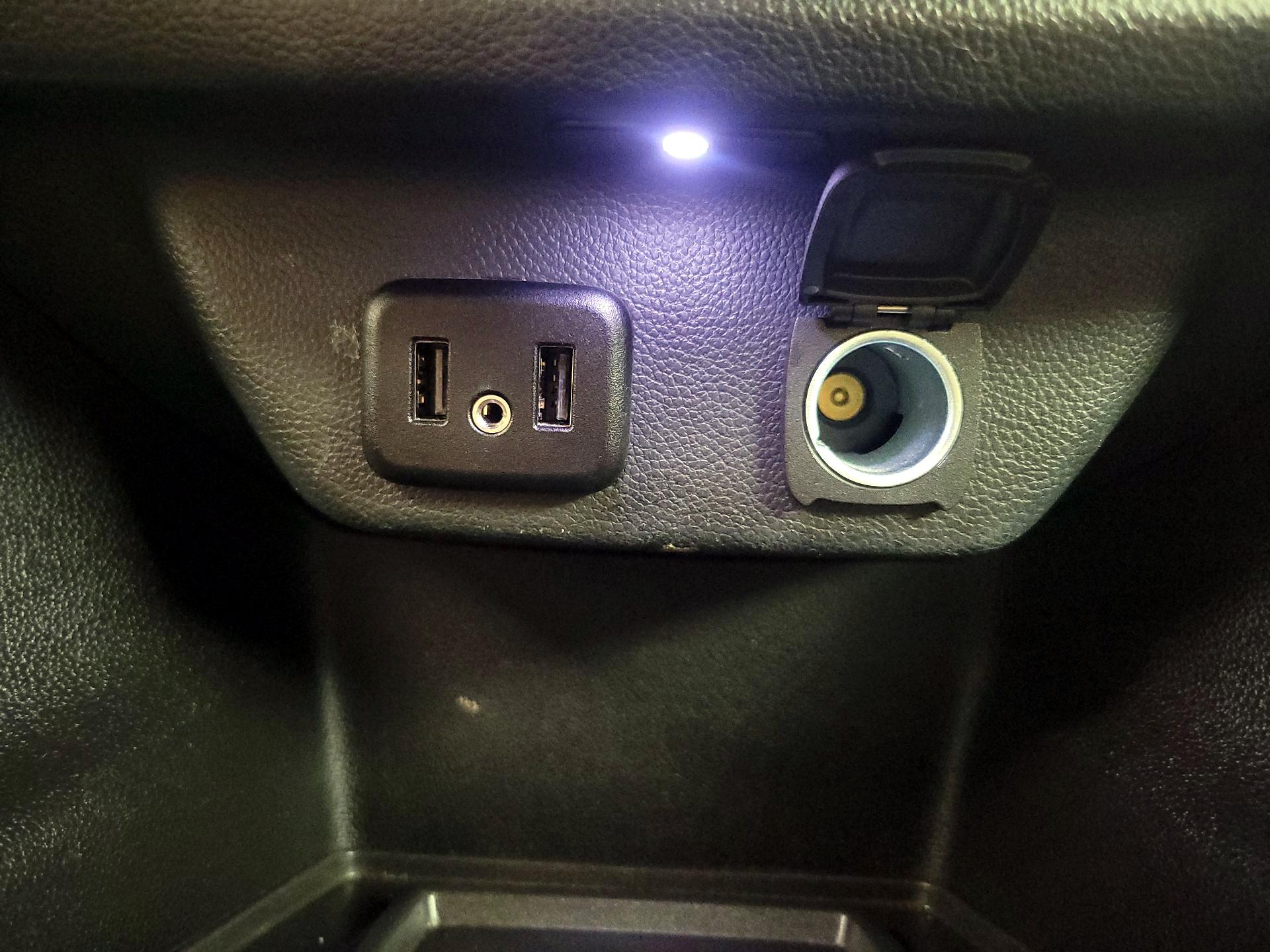 Thumbnail: 2023 Chevrolet Traverse - 18