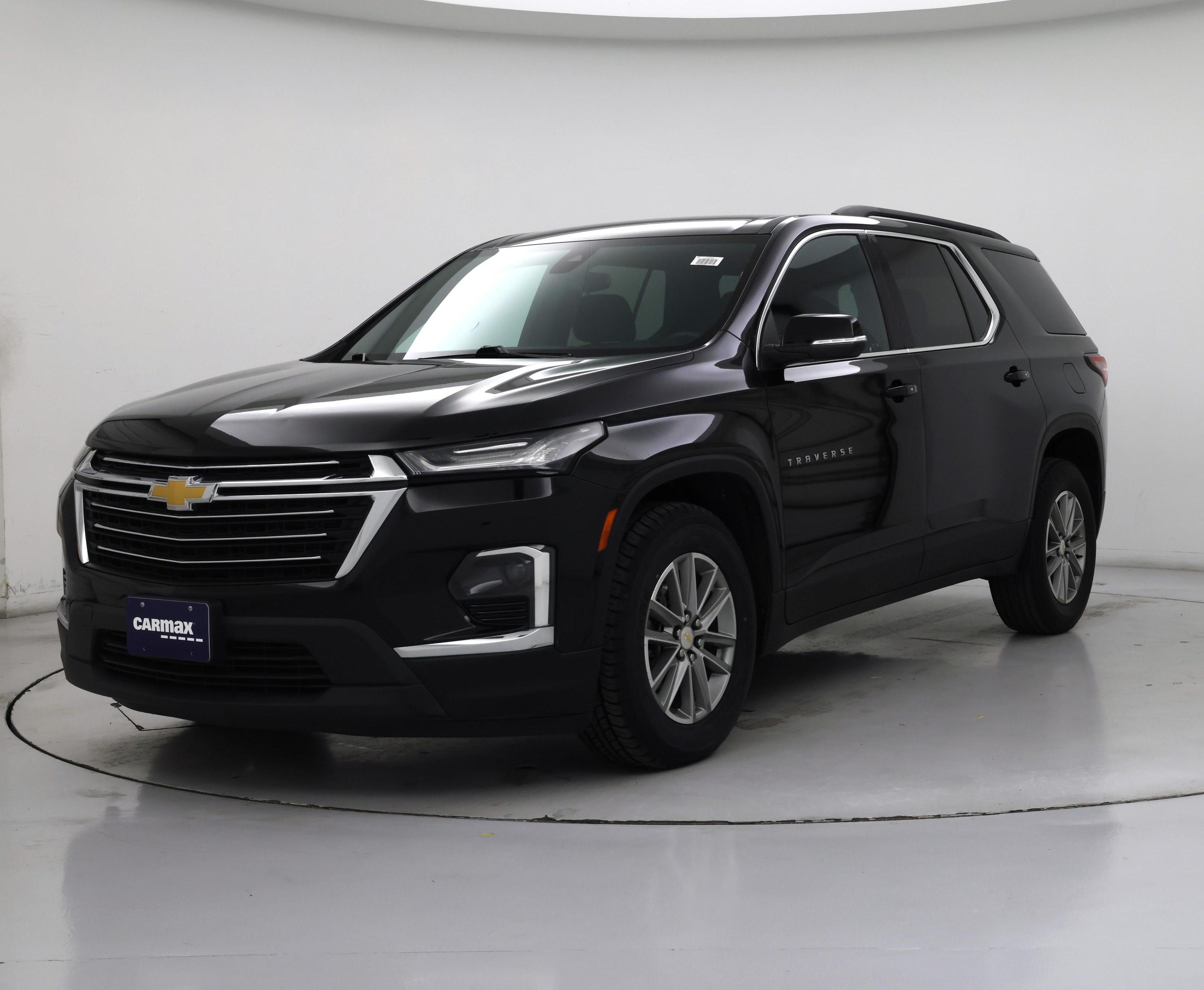 Thumbnail: 2023 Chevrolet Traverse - 4
