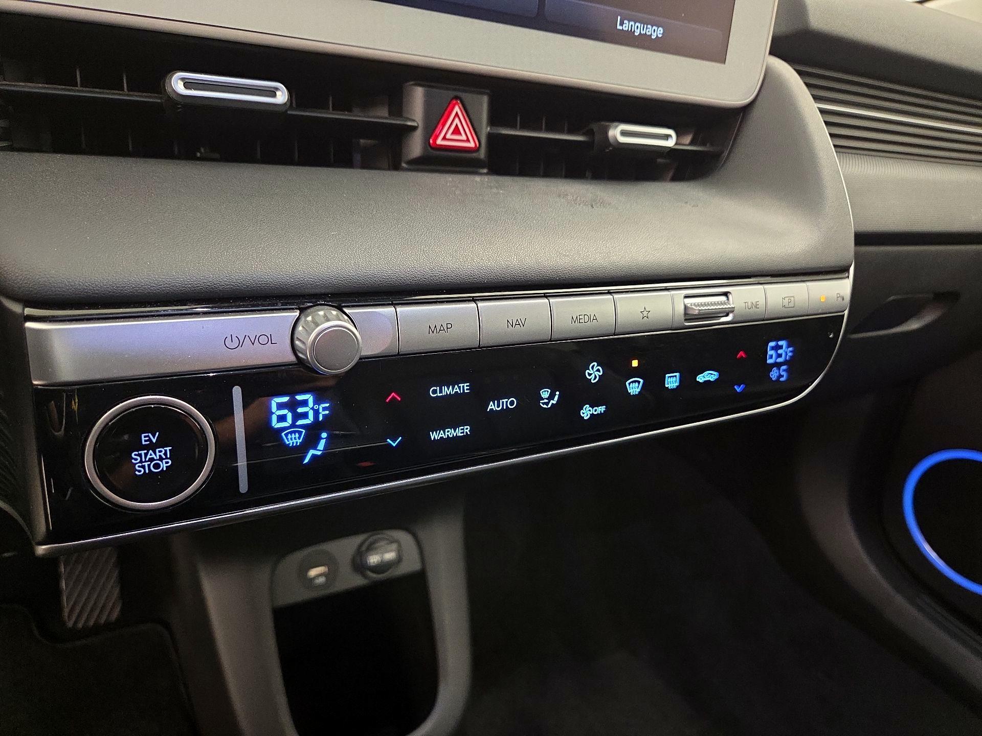 Thumbnail: 2023 Hyundai Ioniq 5 - 17