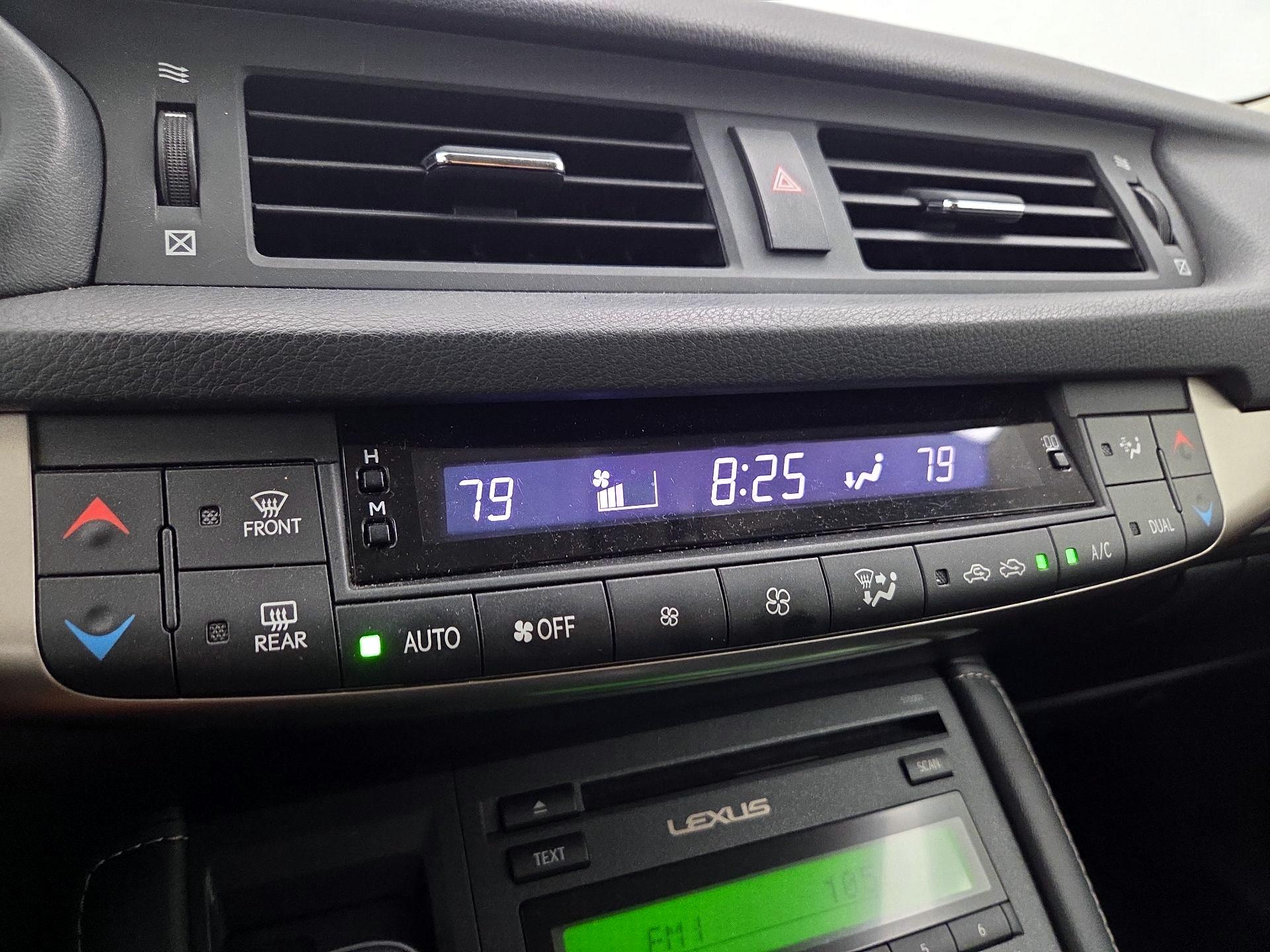 Thumbnail: 2017 Lexus CT - 15