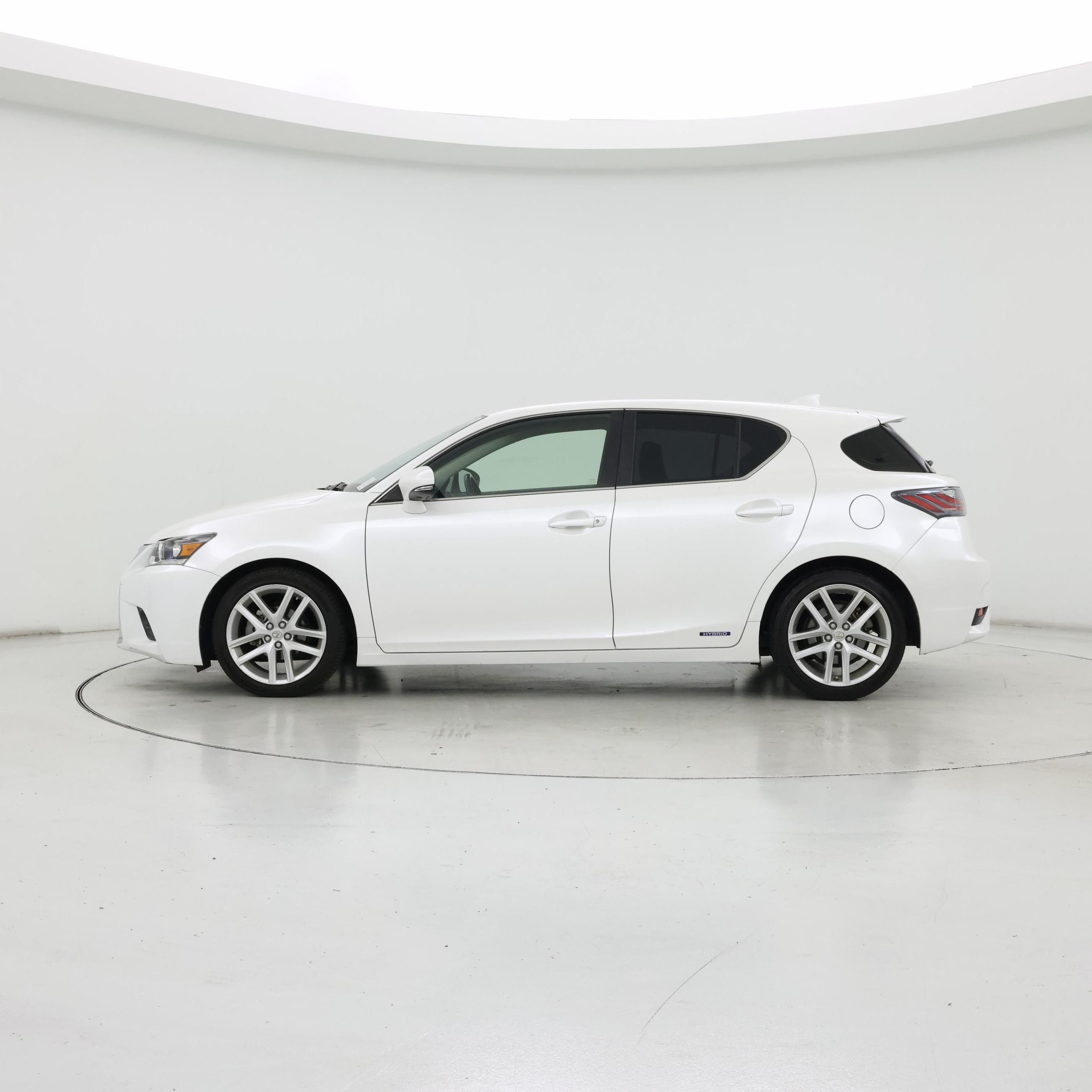 Thumbnail: 2017 Lexus CT - 3