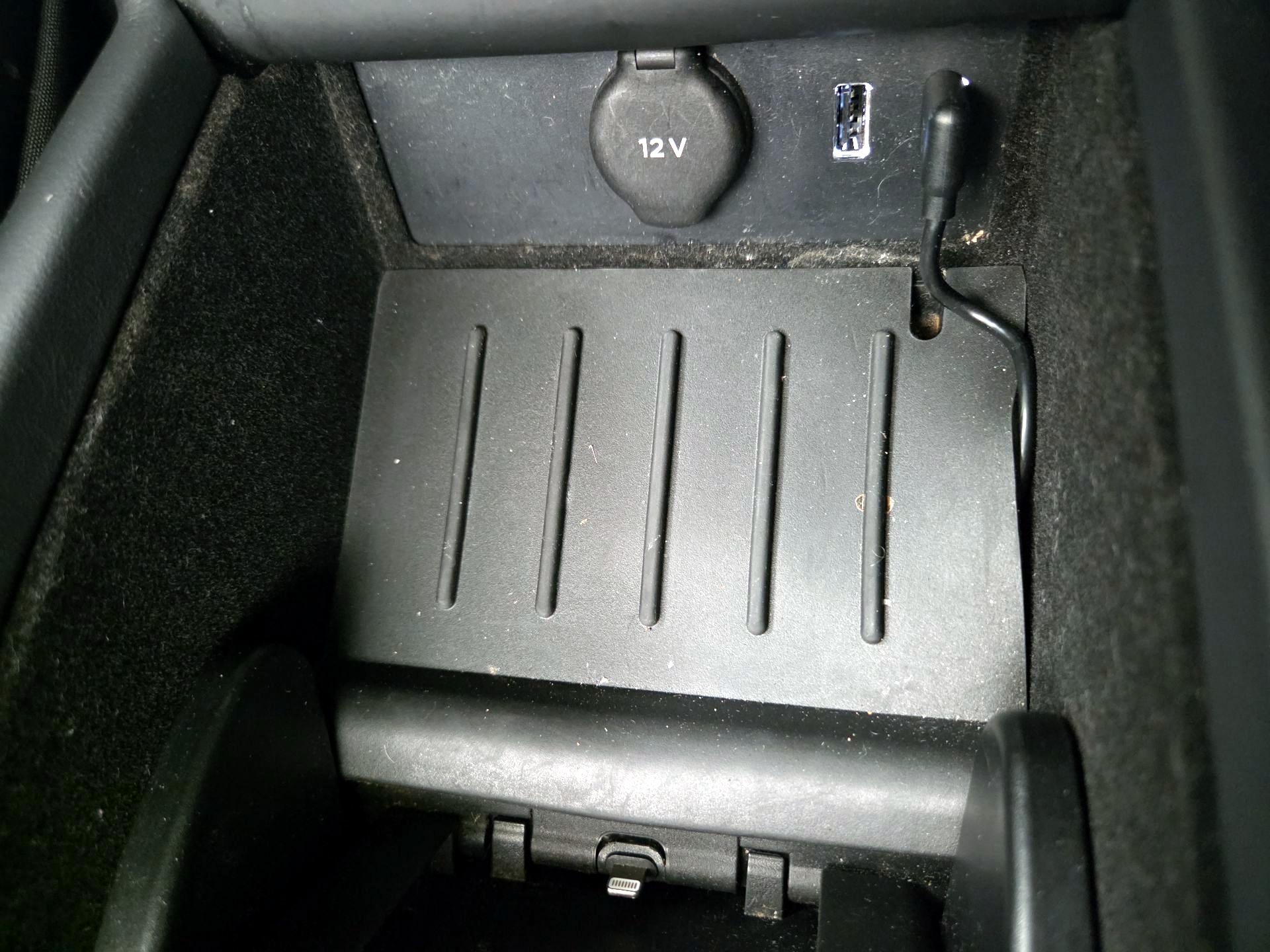 Thumbnail: 2020 Tesla Model X - 18