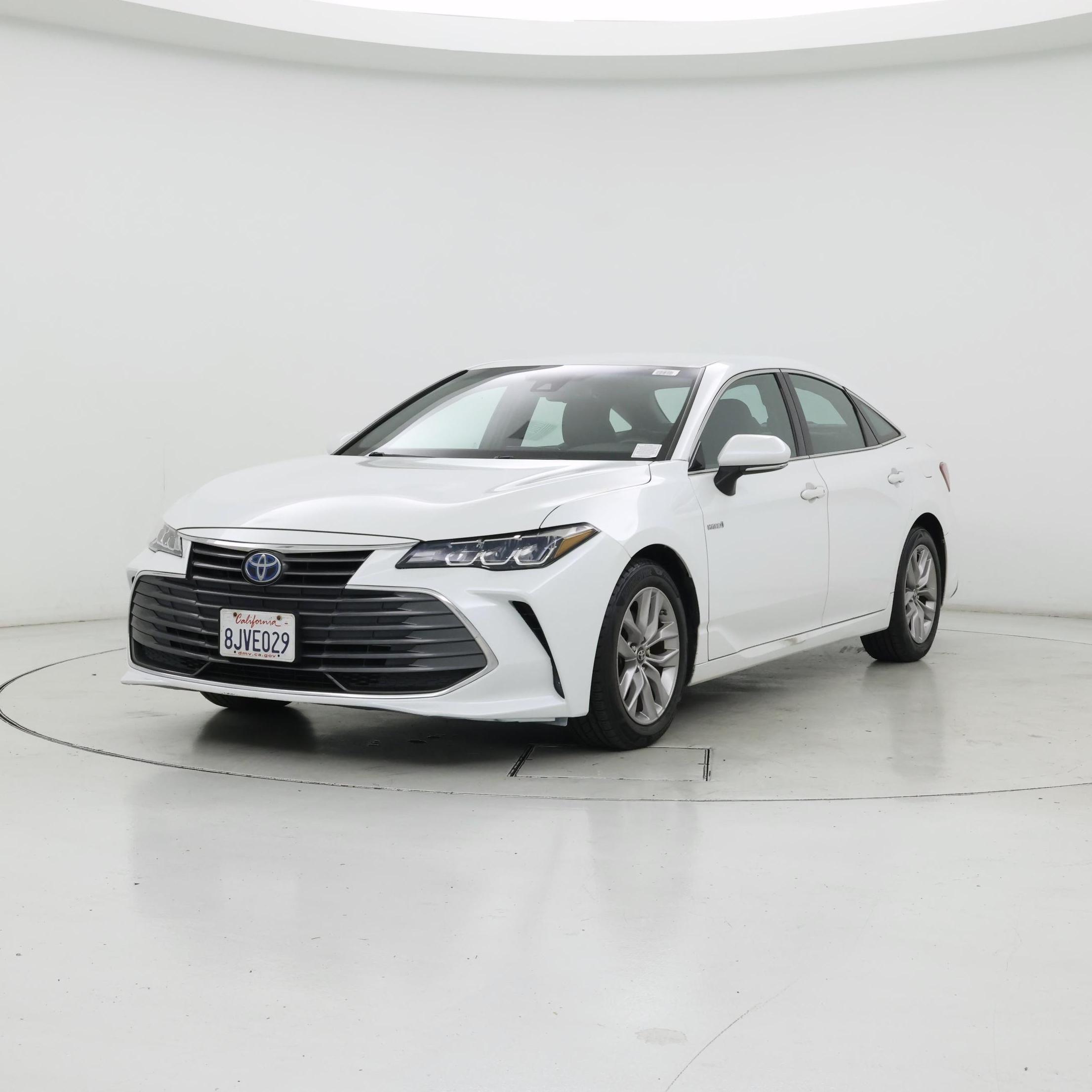 Thumbnail: 2019 Toyota Avalon - 4