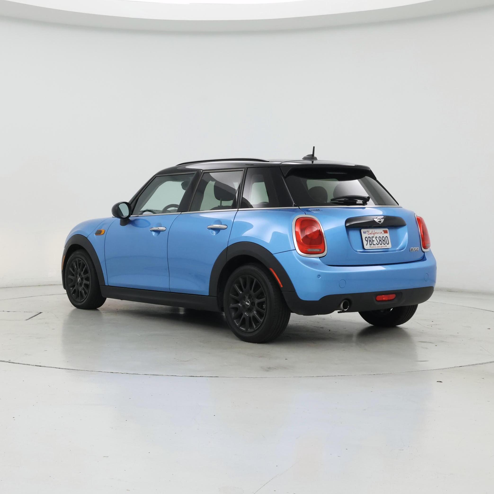Thumbnail: 2018 MINI Cooper Hardtop - 2