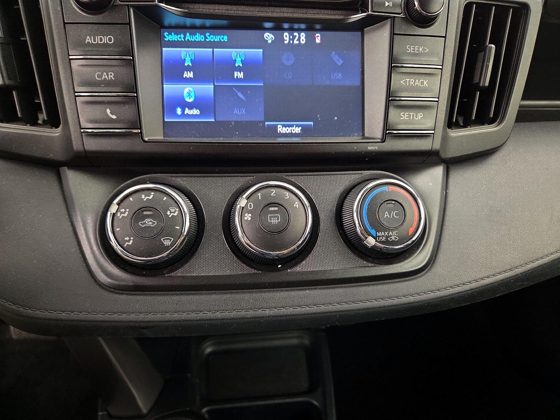 Thumbnail: 2017 Toyota RAV4 - 16
